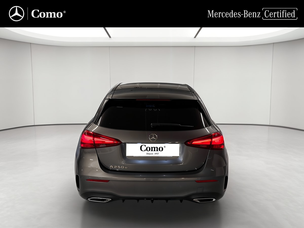 Mercedes-Benz Classe A 250 e Hybrid EQ AMG Line — Face arrière