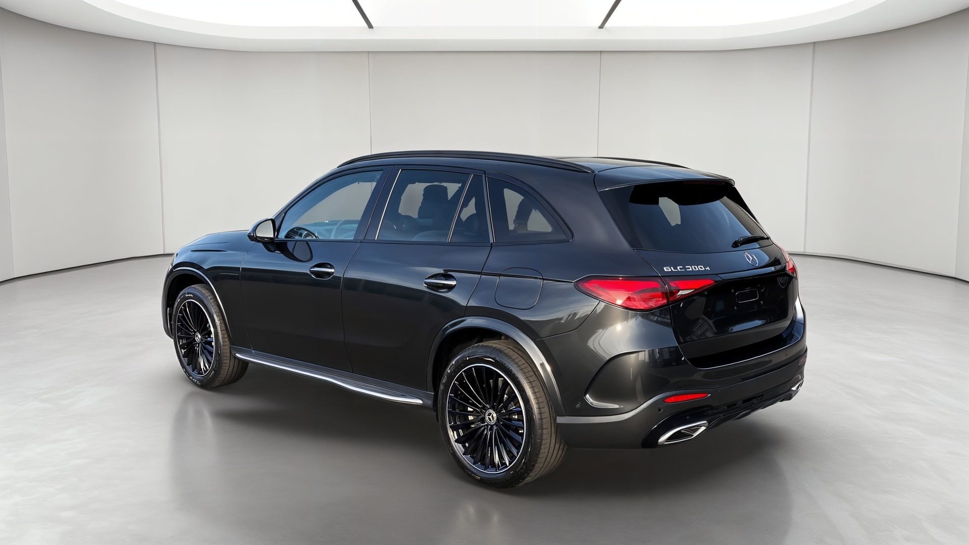 Mercedes-Benz GLC 300 e Hybrid EQ 4Matic AMG Line + — 3/4 arrière gauche