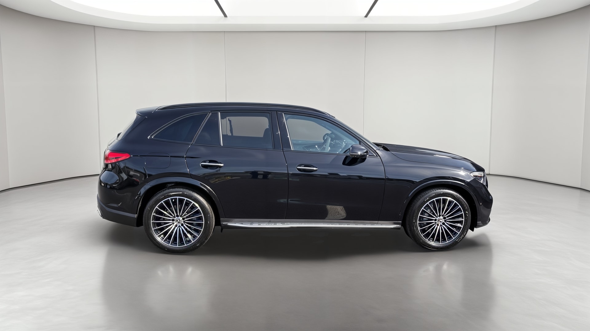 Mercedes-Benz GLC 220 d 4Matic AMG Line — Profil droit