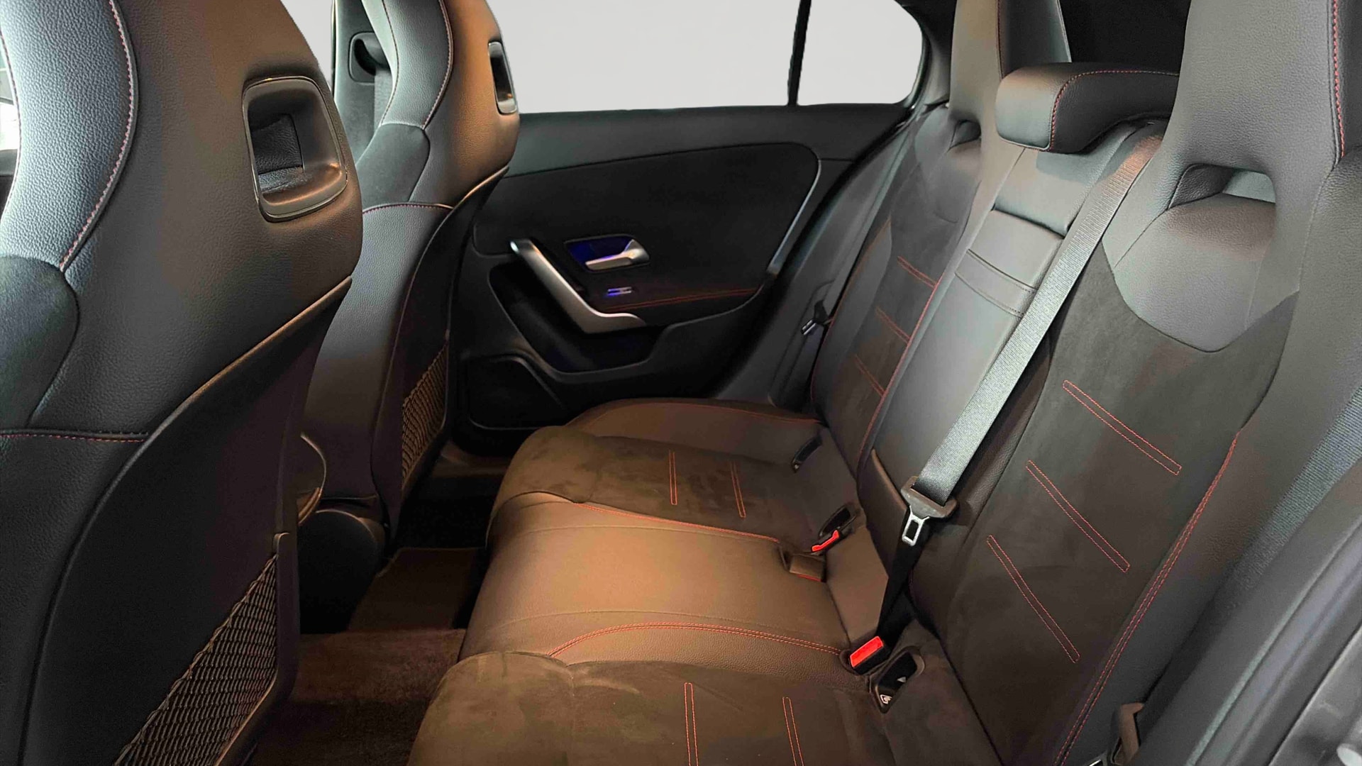 Mercedes-Benz Classe A 180 Edition 140 — Siège arrière gauche
