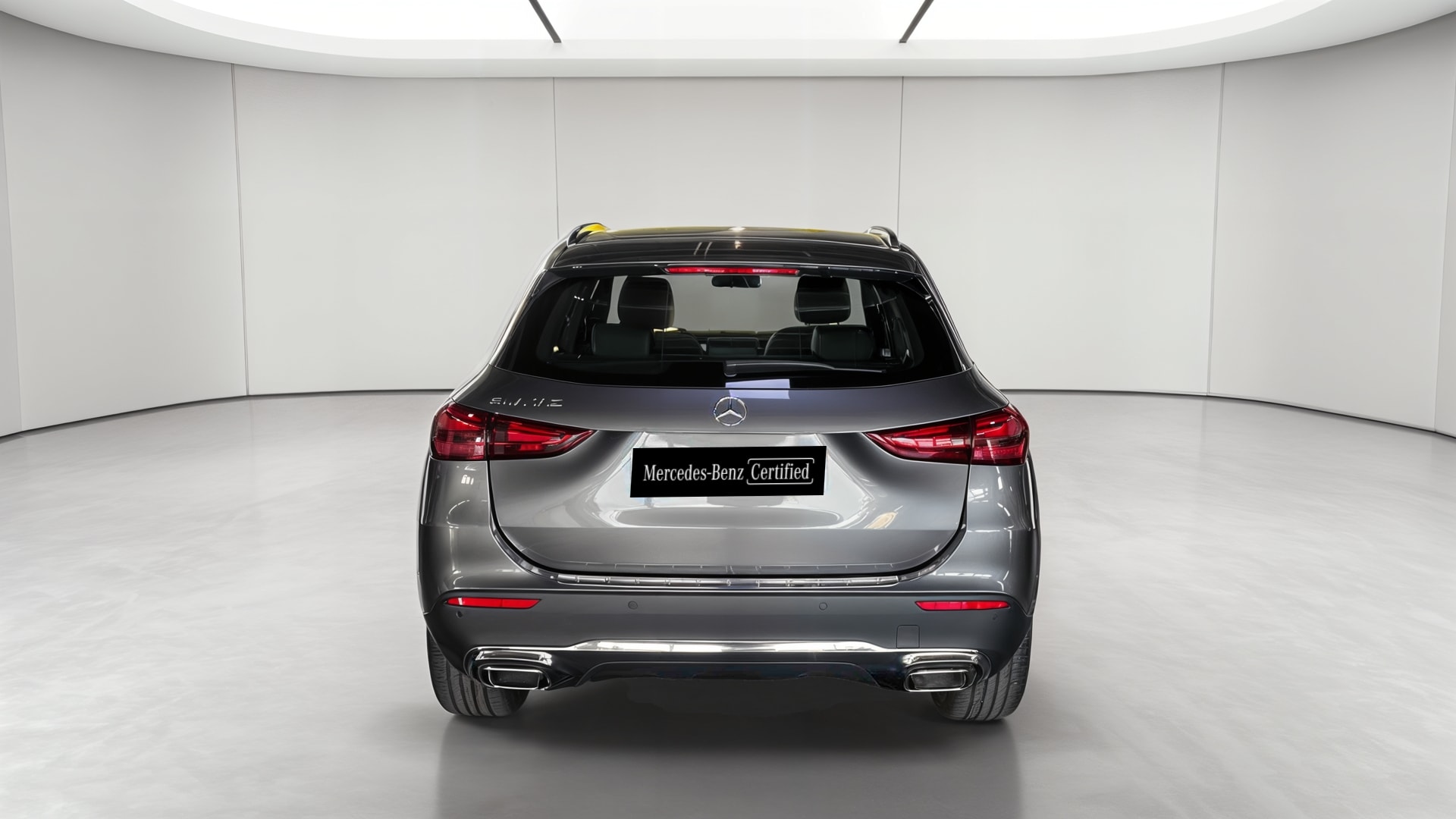 Mercedes-Benz GLA 180 7G-DCT Progressive Line — Face arrière