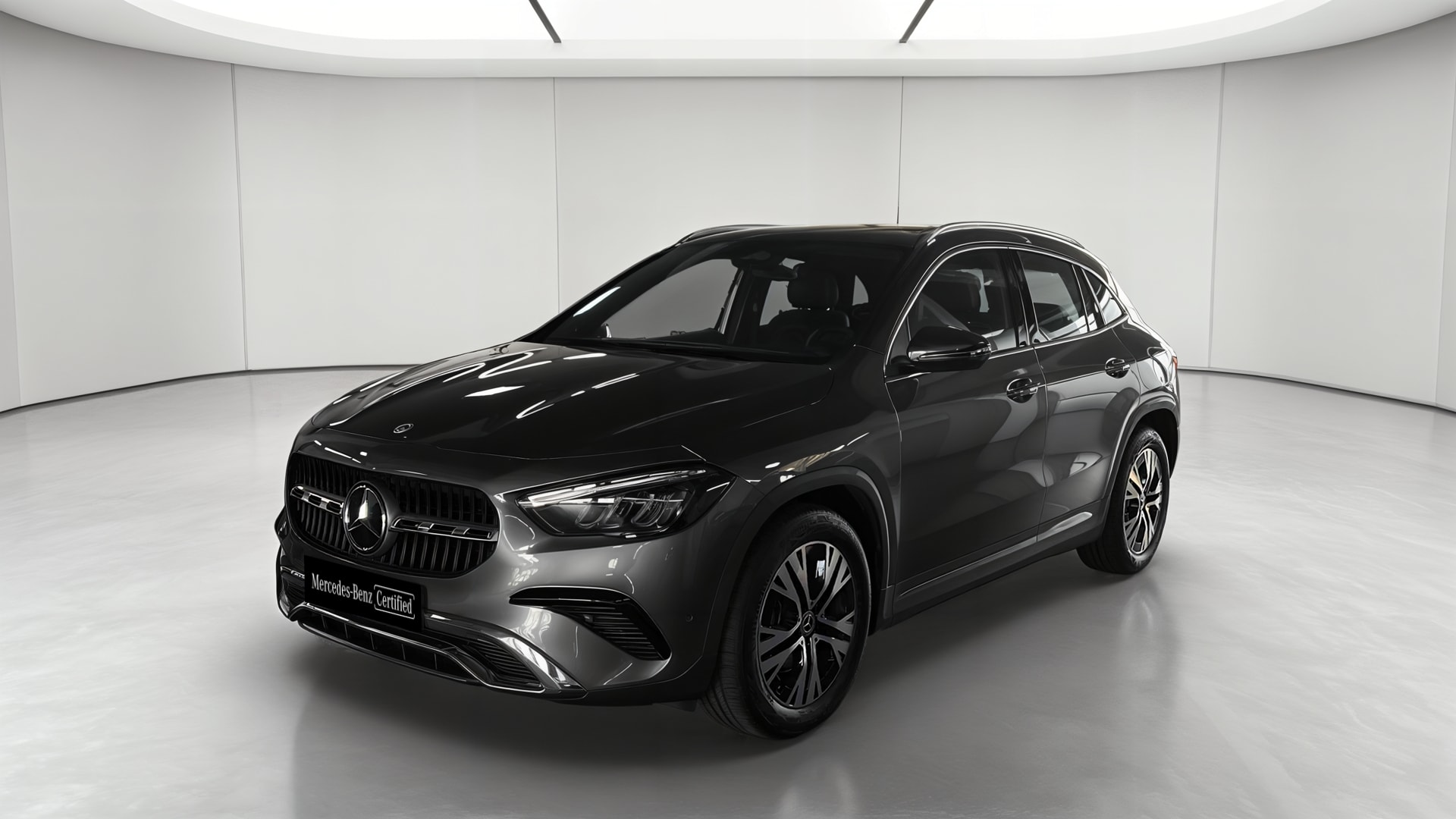 Mercedes-Benz GLA 180 7G-DCT Progressive Line — 3/4 avant gauche