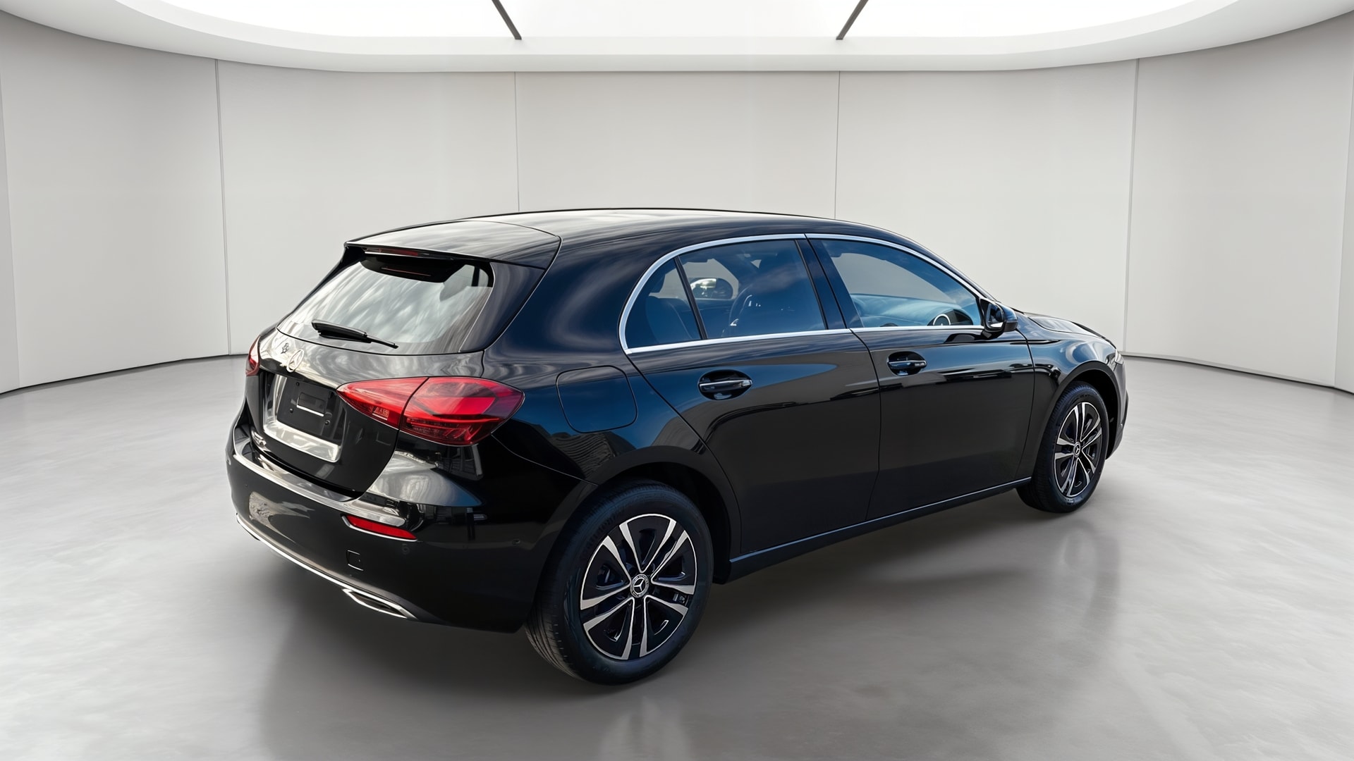 Mercedes-Benz Classe A 250 e Hybrid EQ Progressive Line — 3/4 arrière droit