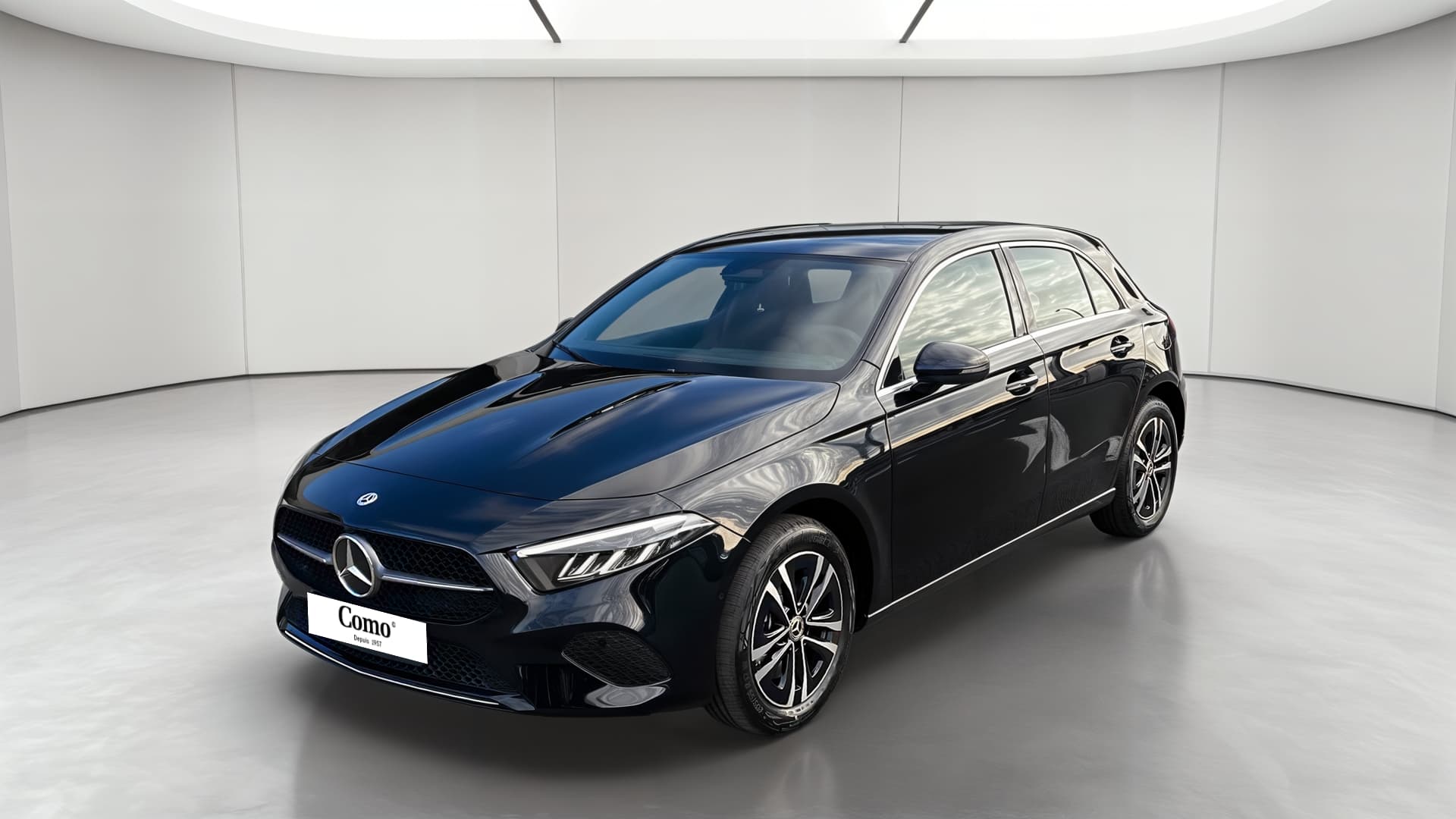 Mercedes-Benz Classe A 250 e Hybrid EQ Progressive Line — 3/4 avant gauche