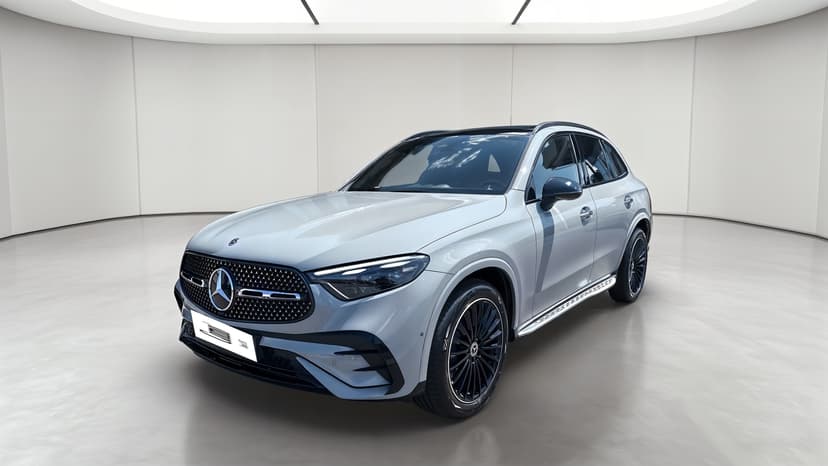 Mercedes-Benz GLC 220 d 4Matic AMG Line — 3/4 avant gauche