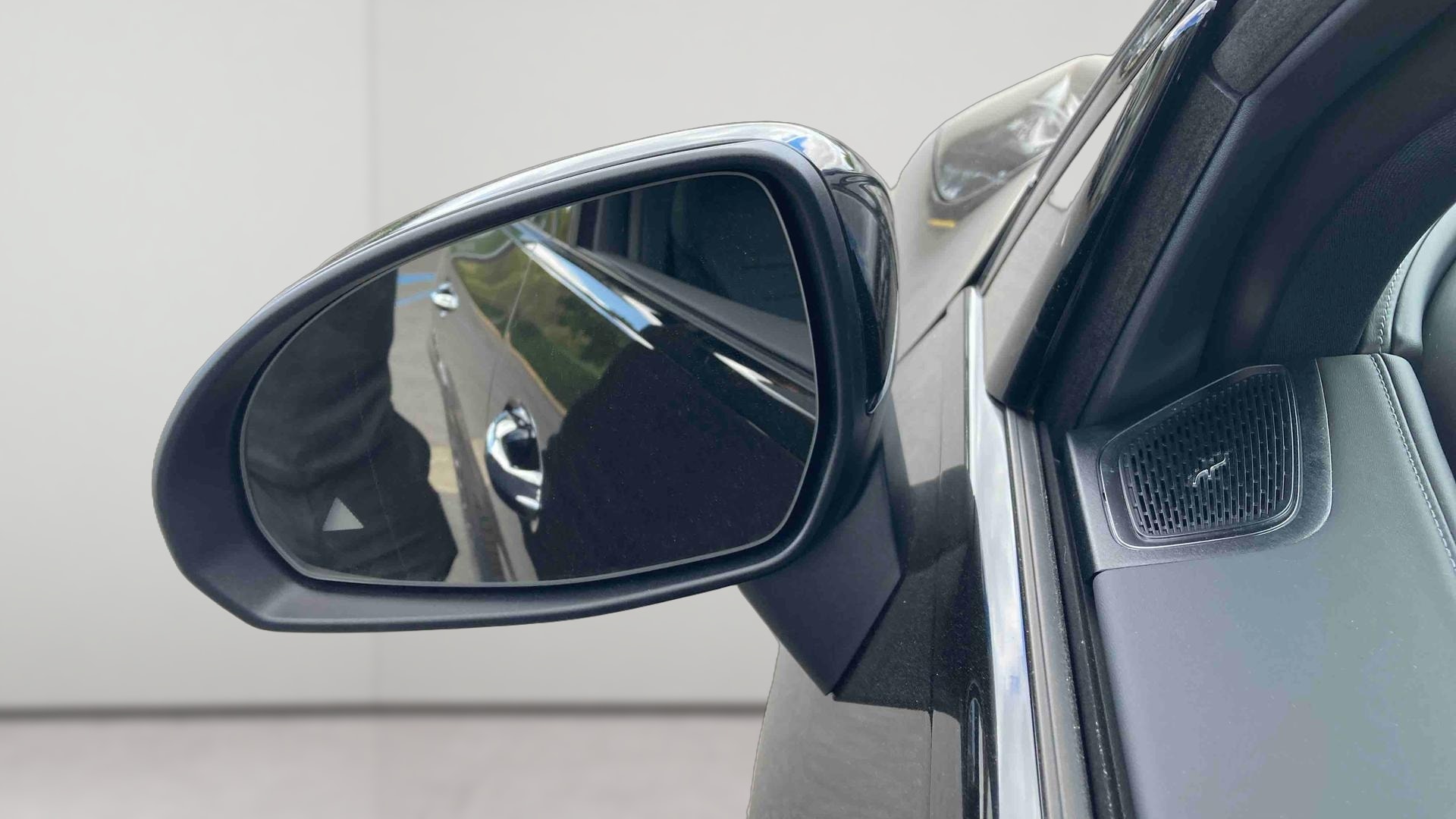 Mercedes-Benz GLC Coupe 300 e Hybrid EQ 4Matic AMG Line + — photo 19
