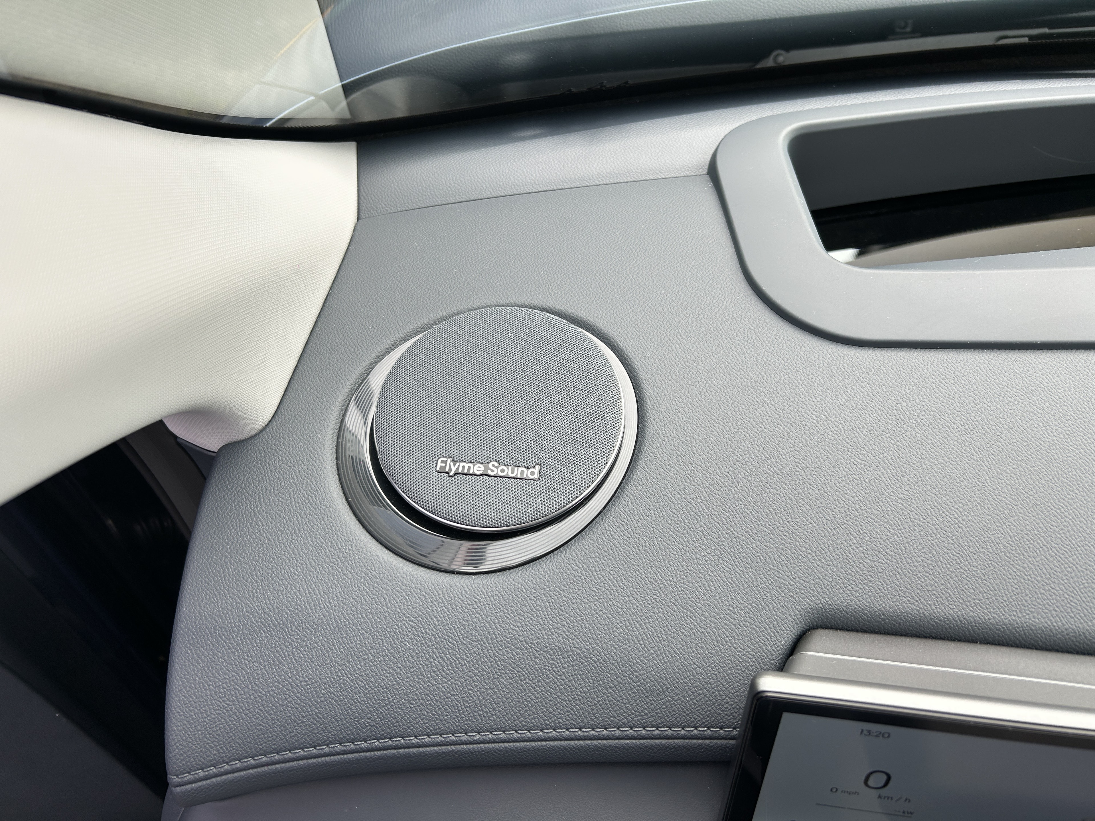 GEELY Starray EM-i Max+ — photo 43