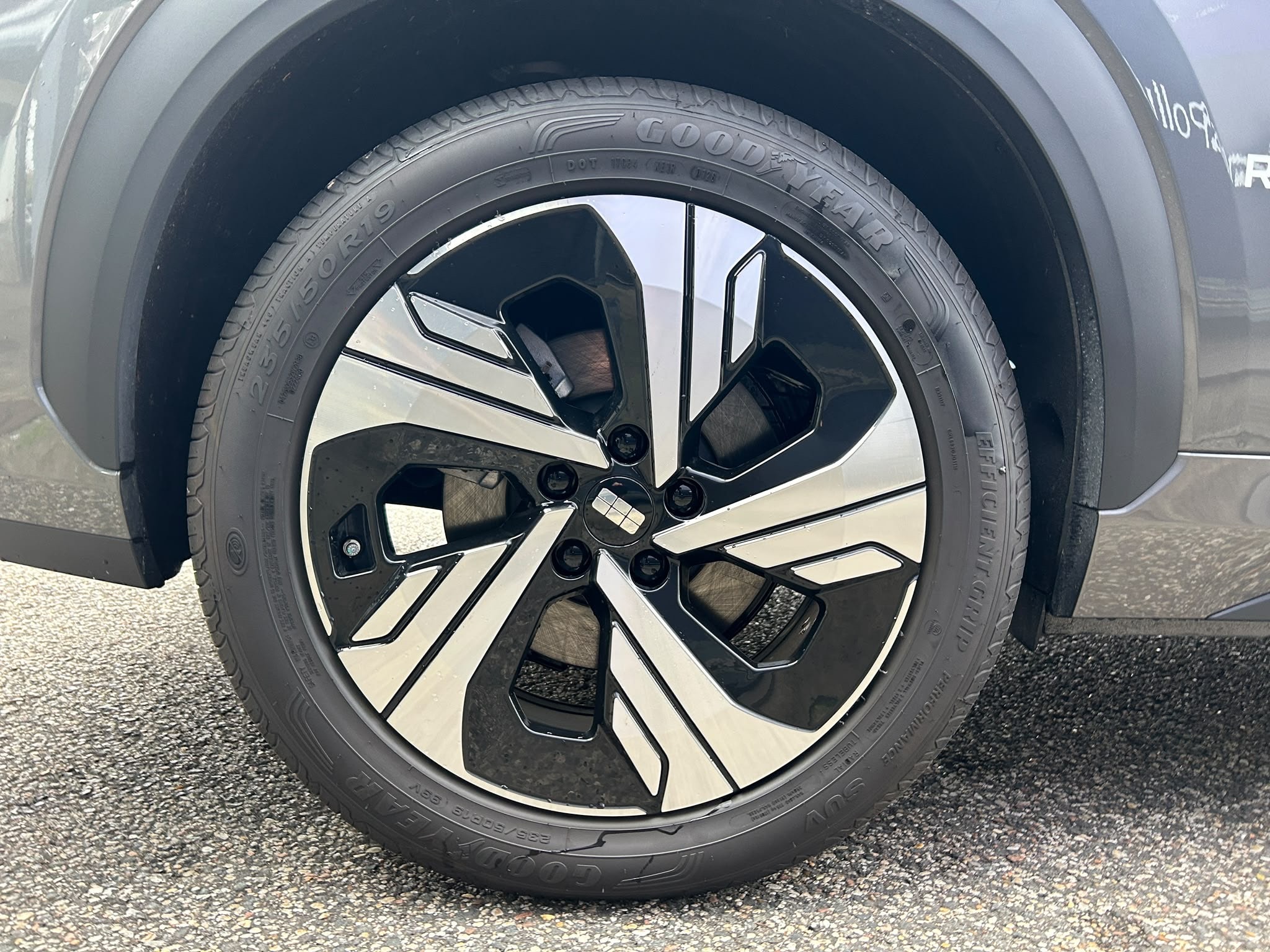 GEELY E5 Max+ — Jante arrière droite