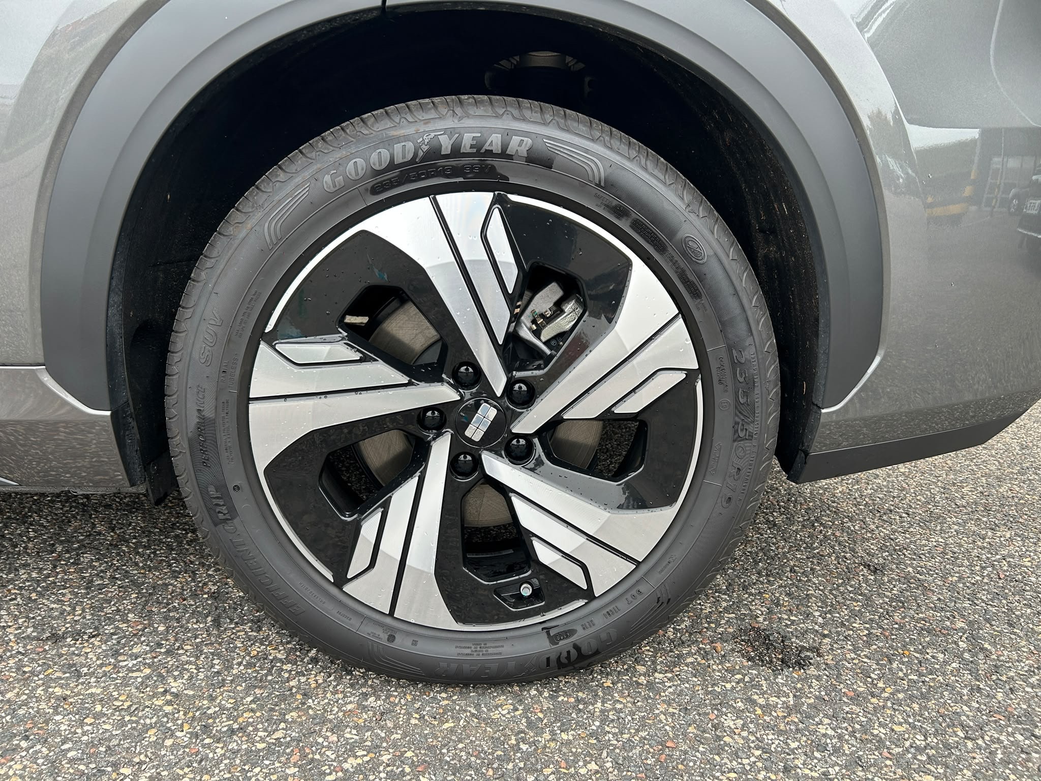 GEELY E5 Max+ — Jante arrière gauche