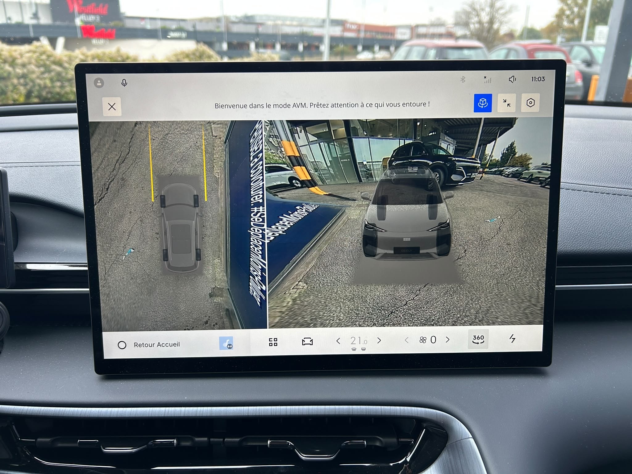 GEELY E5 Max+ — Console centrale - Caméra de recul