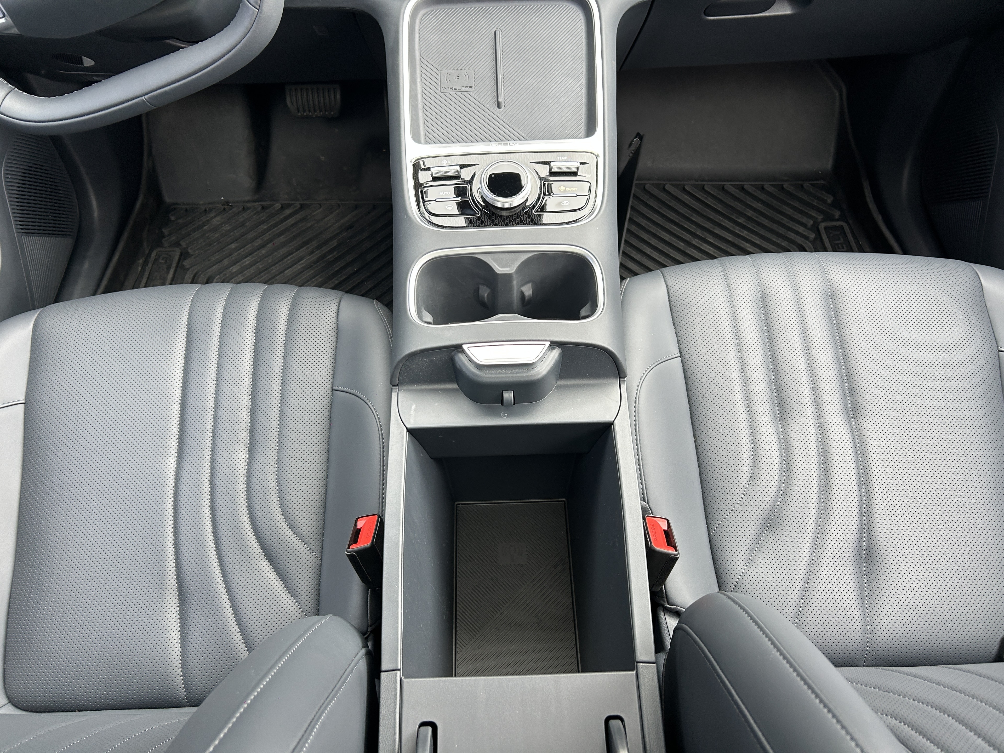 GEELY Starray EM-i Max+ — photo 35