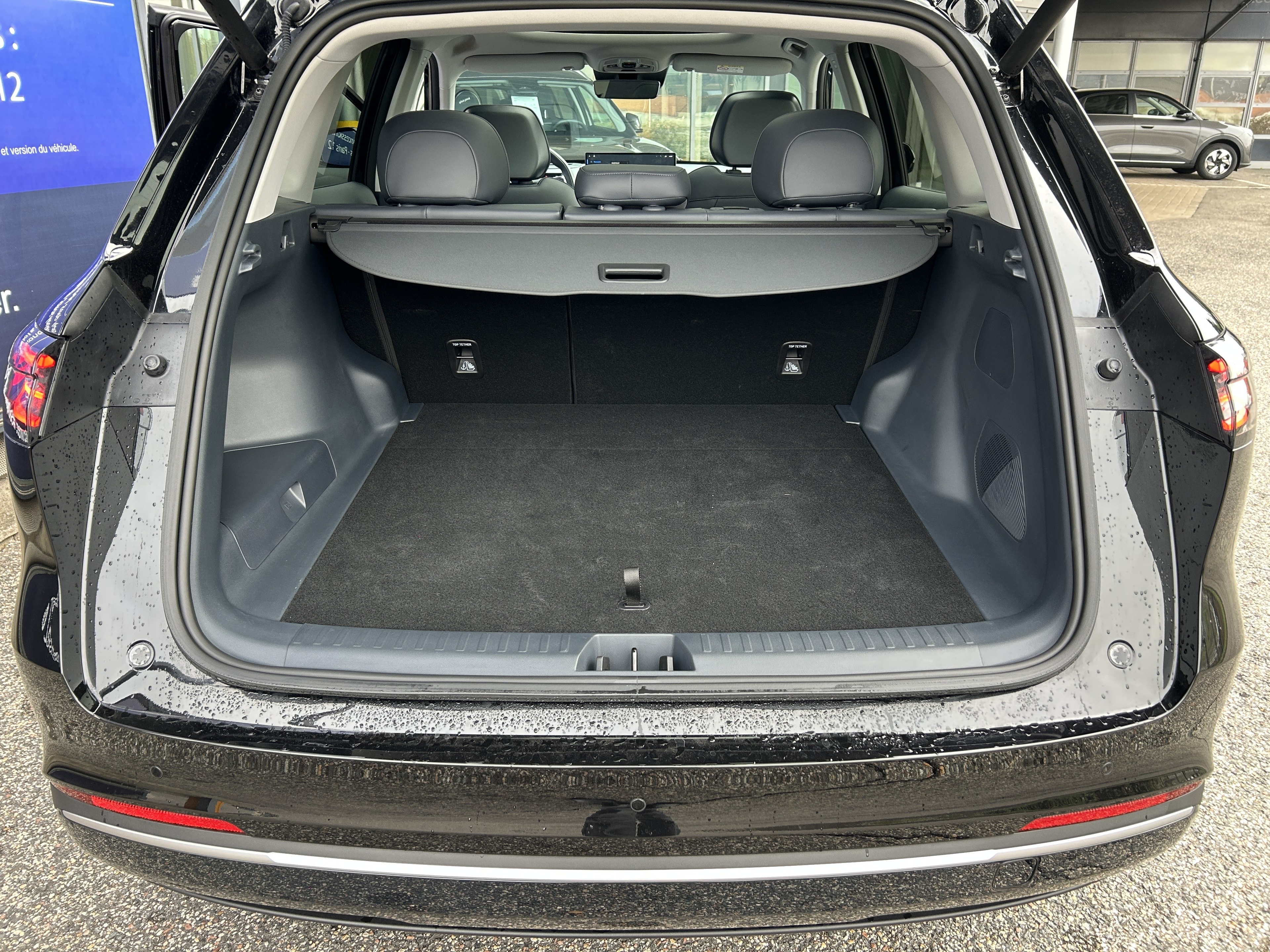GEELY Starray EM-i Max+ — Coffre