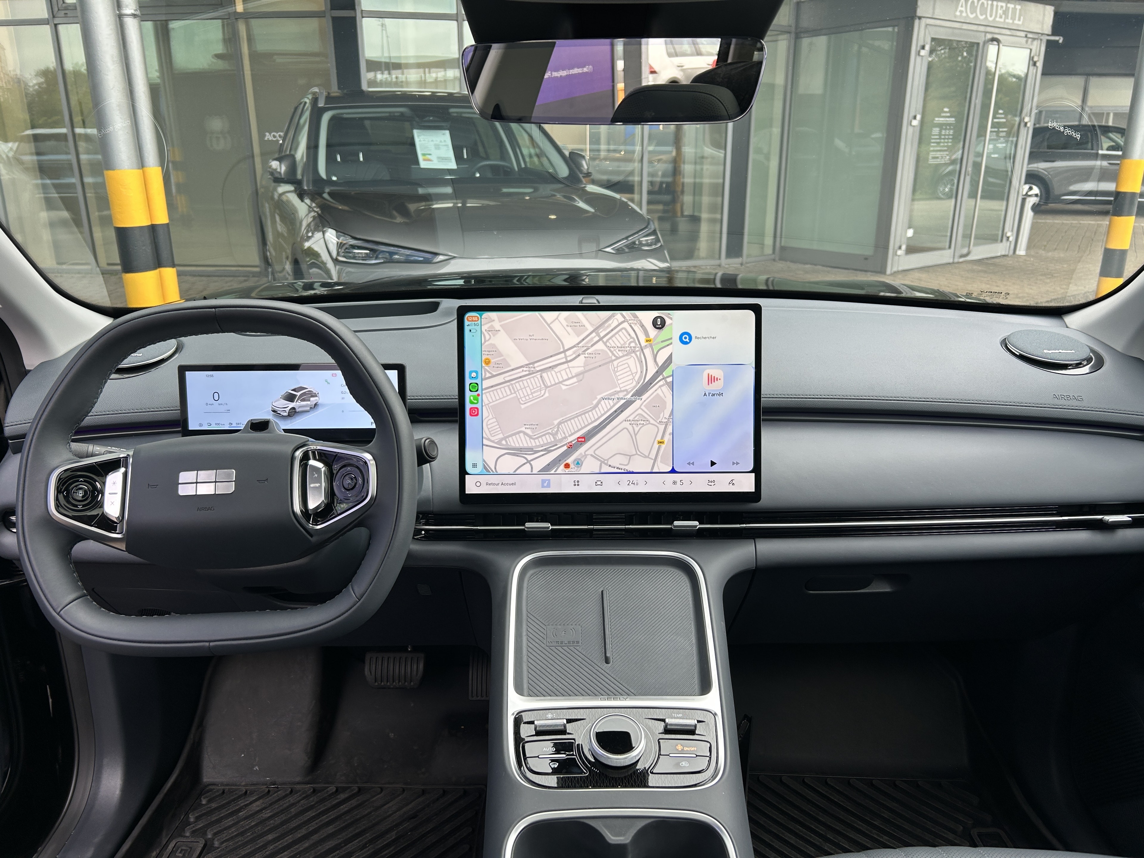 GEELY Starray EM-i Max+ — Console centrale - GPS