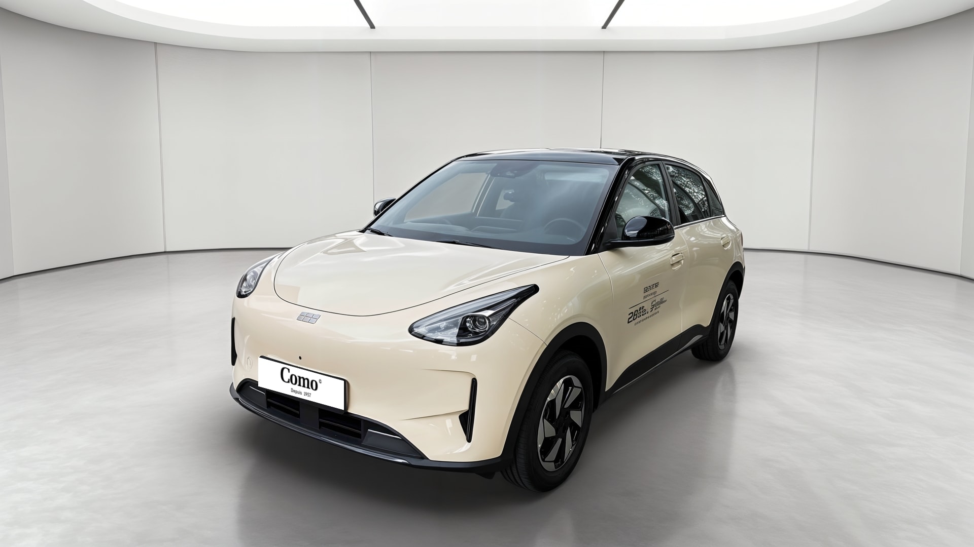 Geely E2 Max+ — 3/4 avant gauche