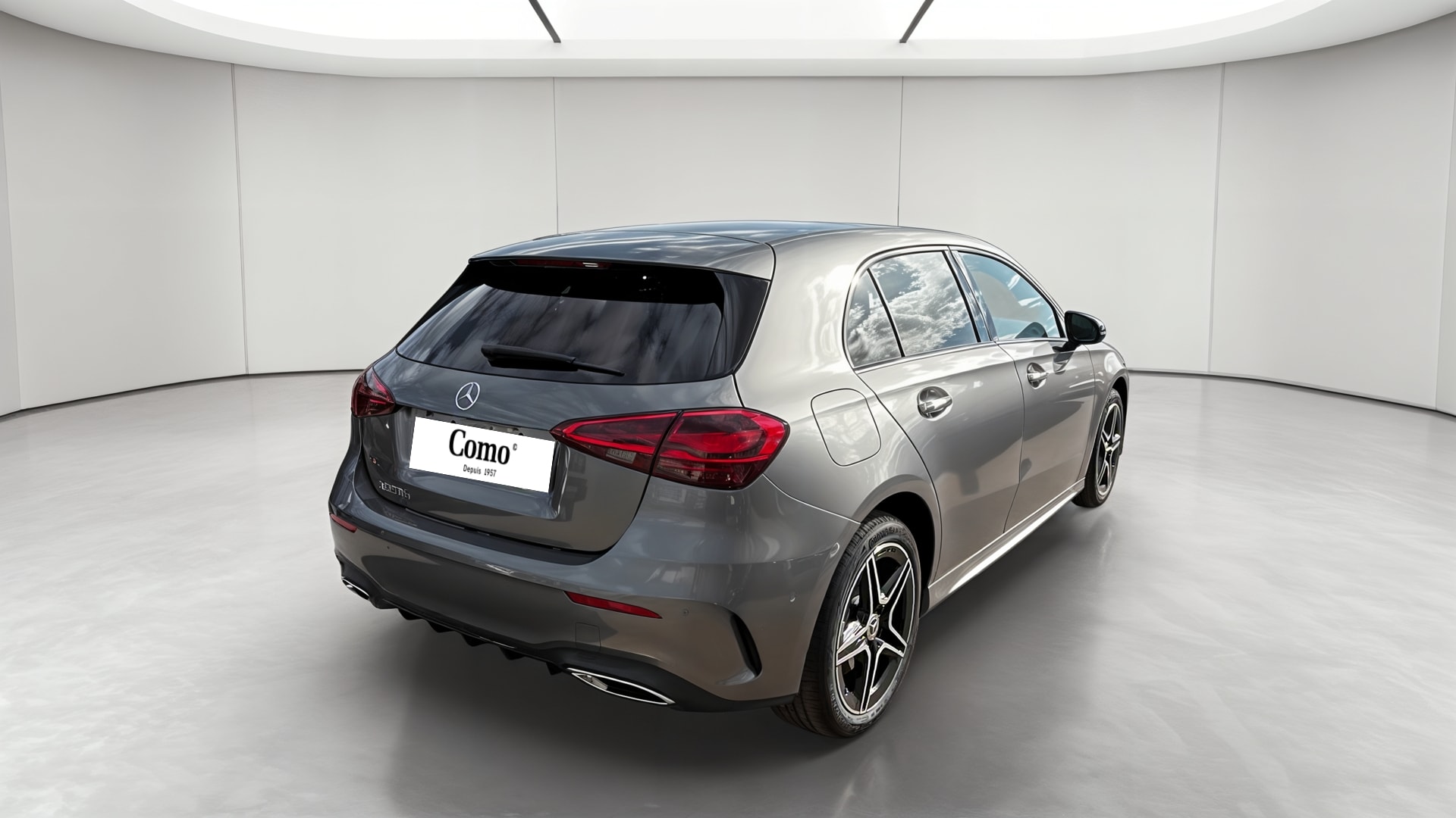 Mercedes-Benz Classe A 250 e Hybrid EQ AMG Line — 3/4 arrière droit