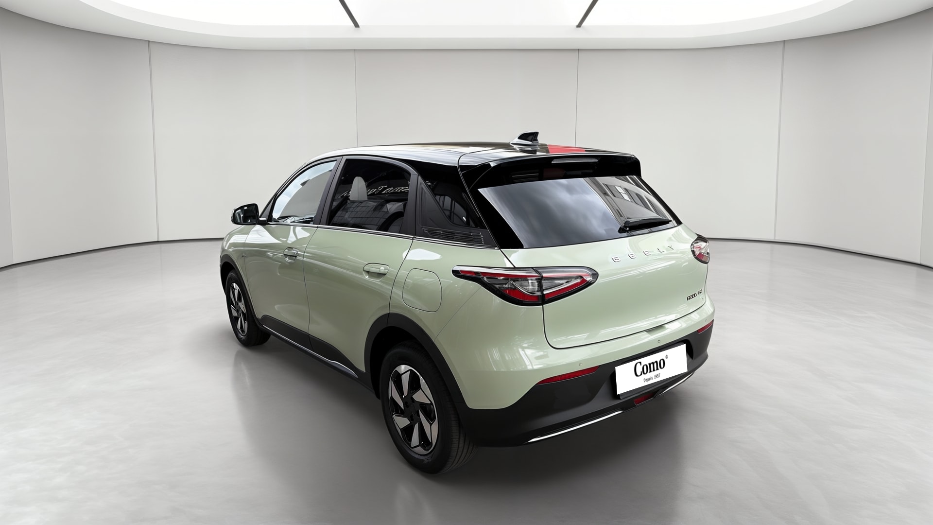 Geely E2 Max+ — 3/4 arrière gauche