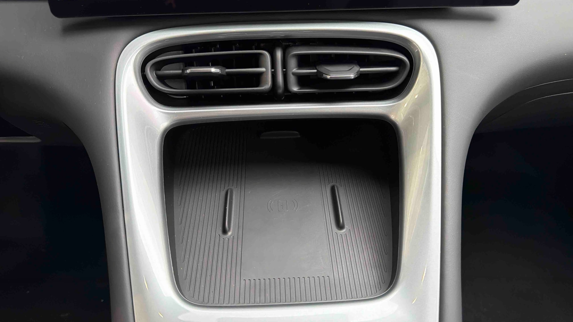Geely E2 Max+ — photo 19