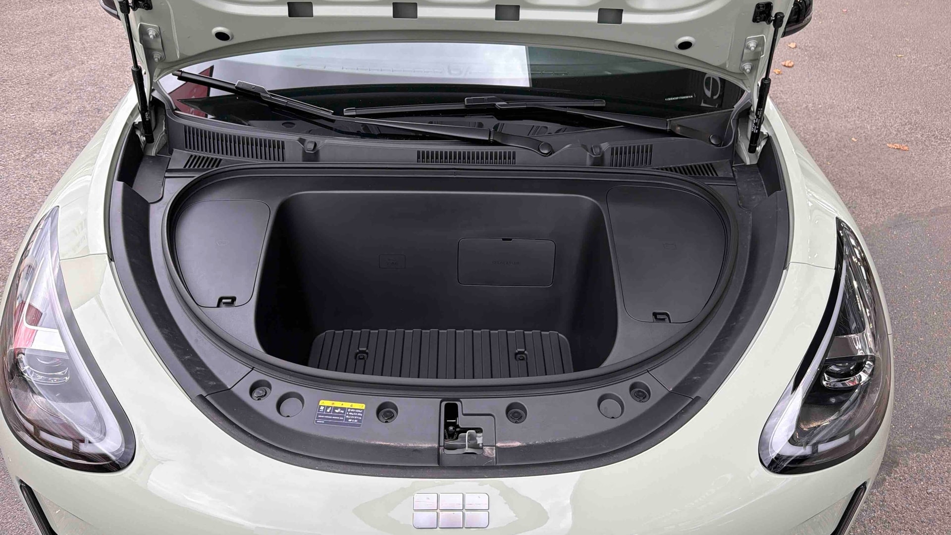 Geely E2 Max+ — photo 24