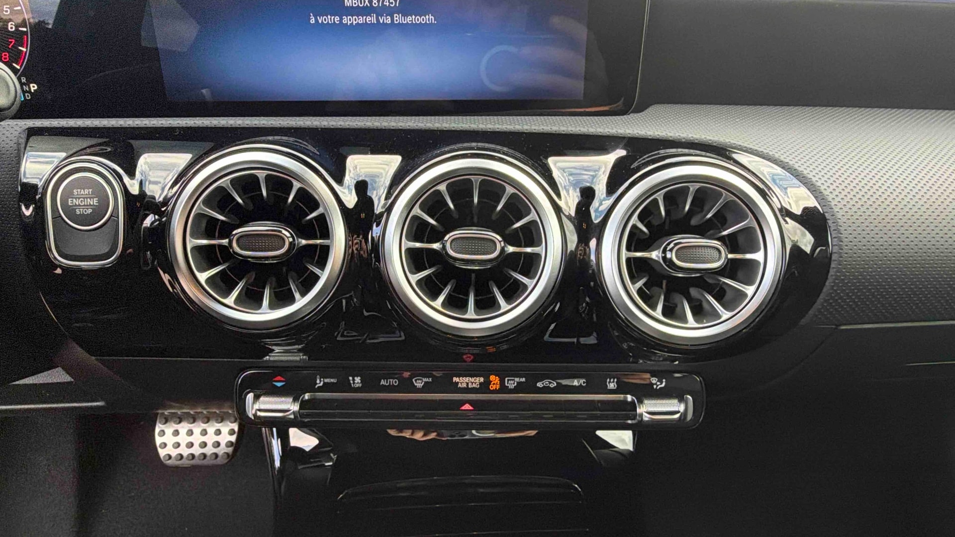 Mercedes-Benz Classe A 250 e Hybrid EQ AMG Line — photo 18