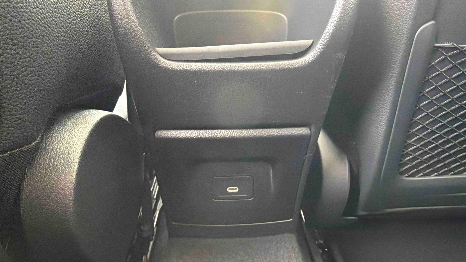 Mercedes-Benz Classe A 250 e Hybrid EQ AMG Line — photo 23