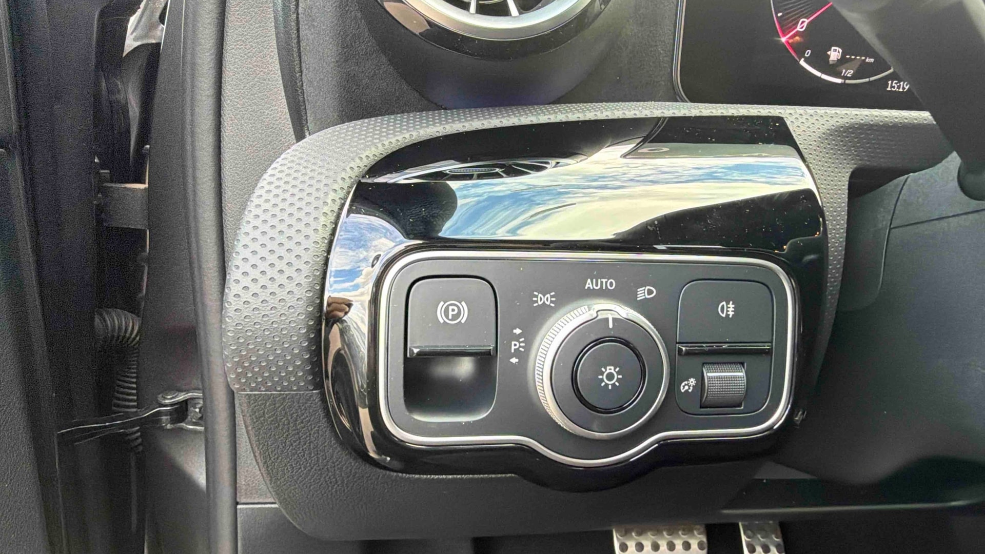 Mercedes-Benz Classe A 250 e Hybrid EQ AMG Line — photo 20