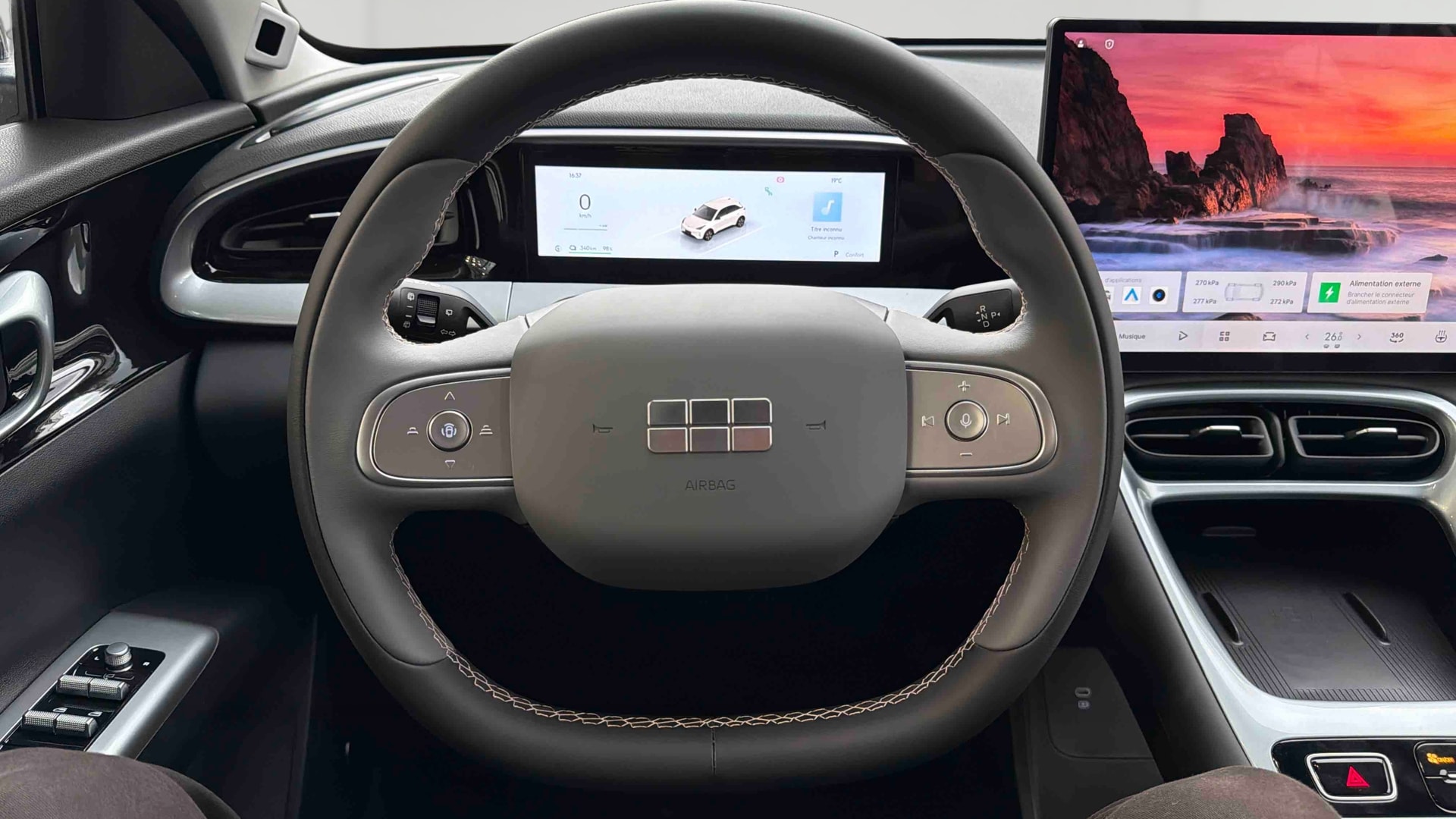 Geely E2 Max+ — Poste de pilotage