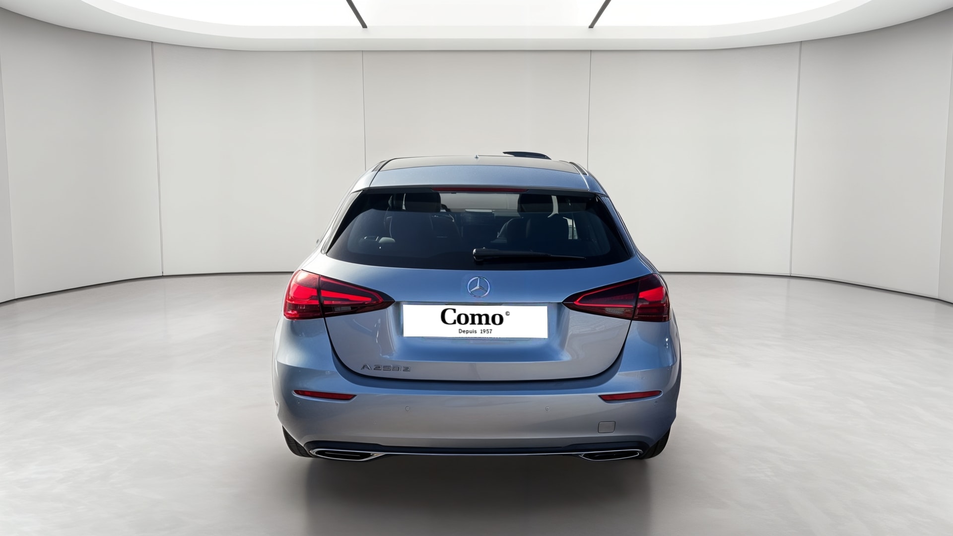 Mercedes-Benz Classe A 250 e Hybrid EQ Business Line — Face arrière