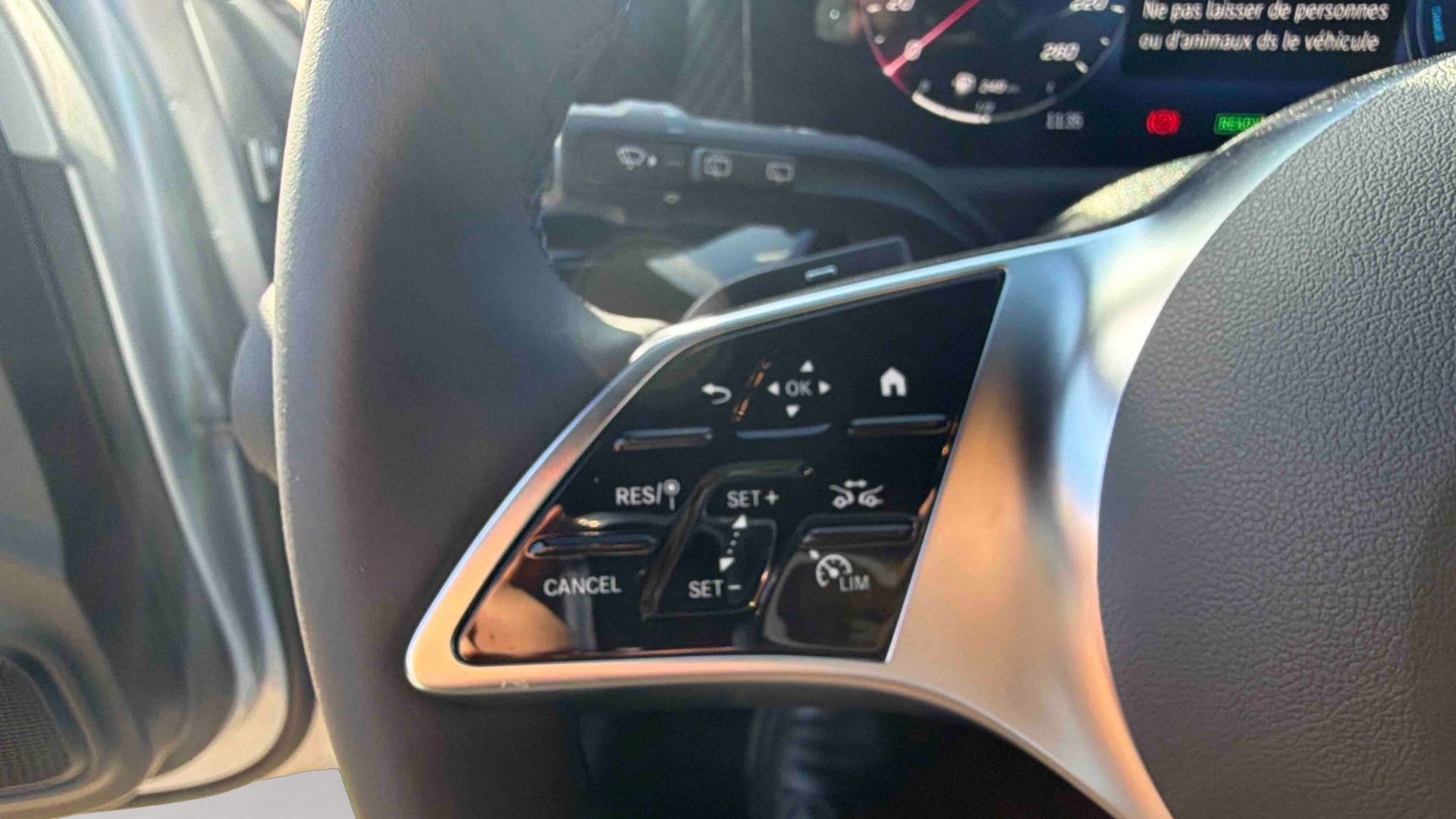 Mercedes-Benz Classe A 250 e Hybrid EQ Business Line — photo 18
