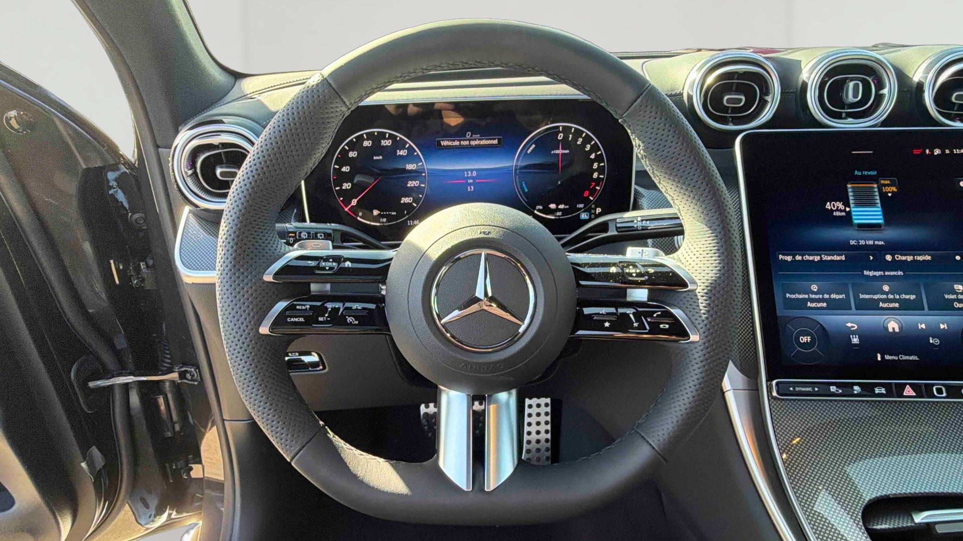 Mercedes-Benz GLC 300 e Hybrid EQ 4Matic AMG Line + — Poste de pilotage