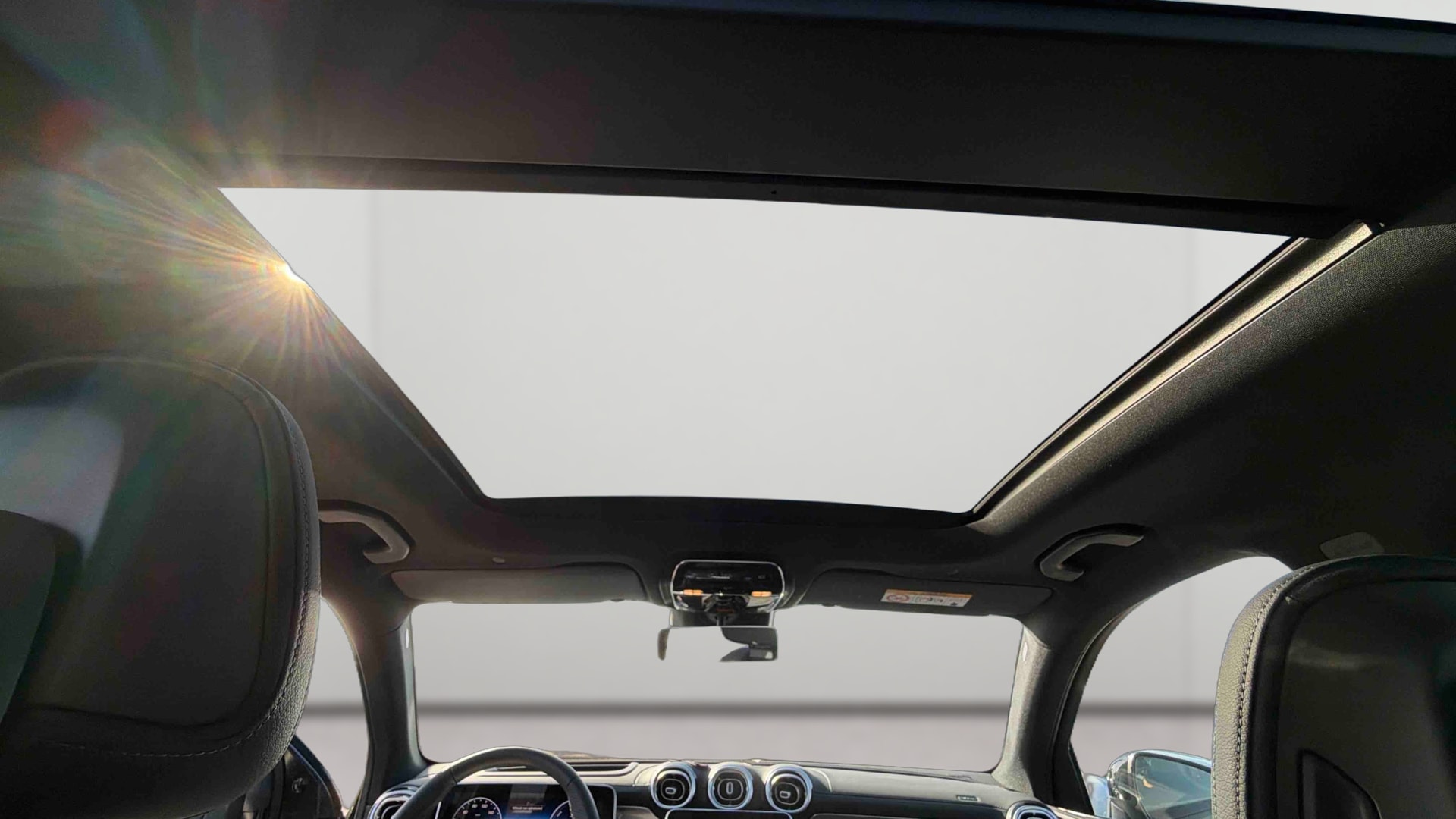 Mercedes-Benz GLC 300 e Hybrid EQ 4Matic AMG Line + — photo 23