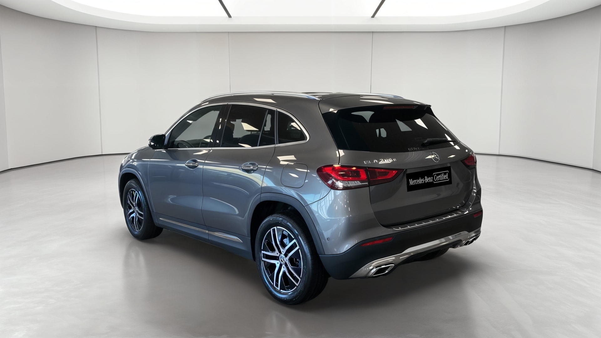 Mercedes-Benz GLA 200 d 8G-DCT Progressive Line — 3/4 arrière gauche