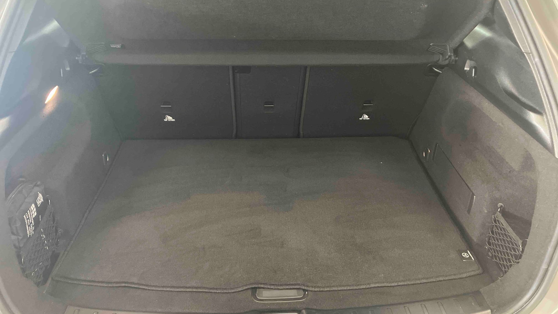 Mercedes-Benz GLA 200 d 8G-DCT Progressive Line — Coffre