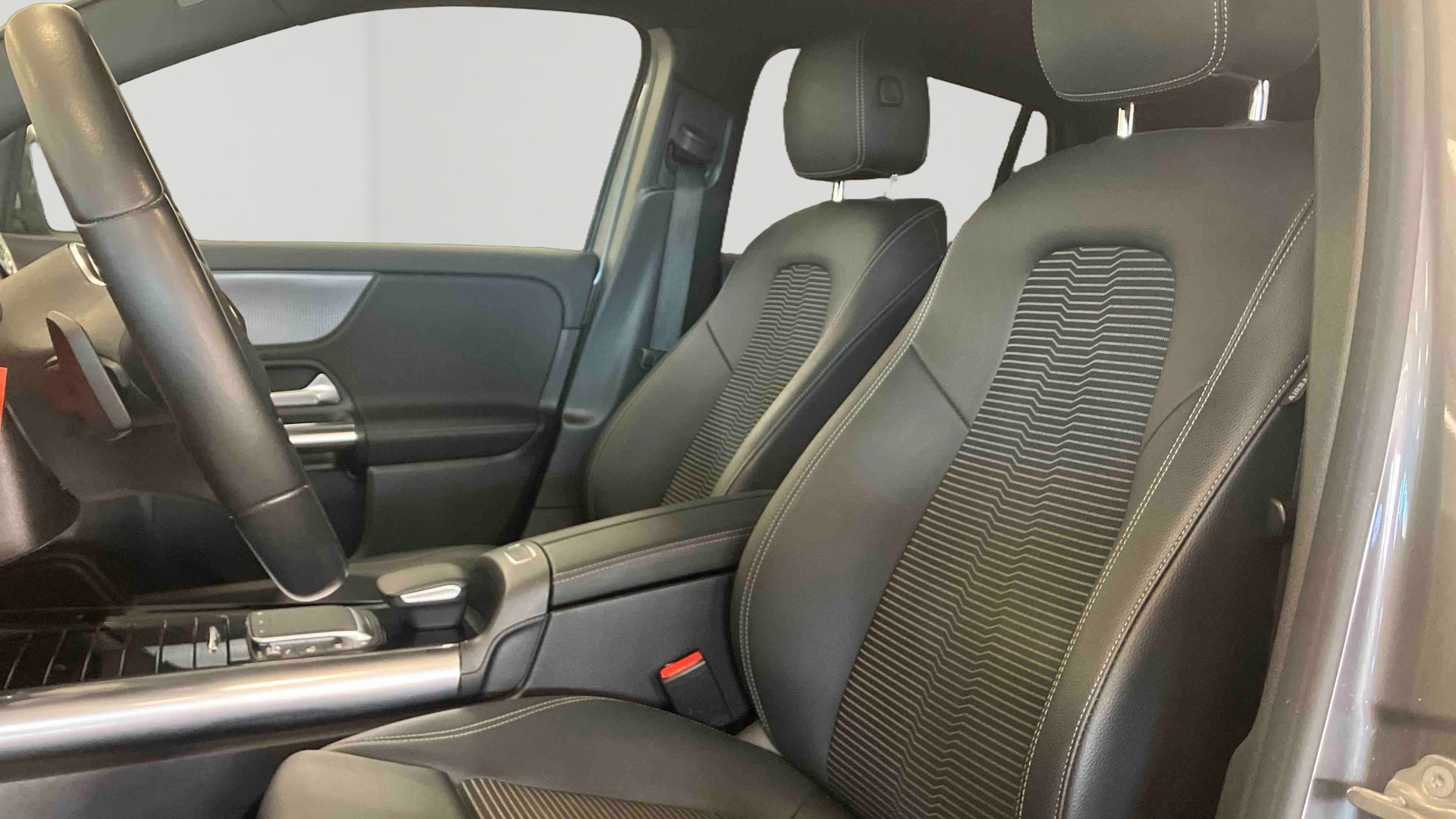 Mercedes-Benz GLA 200 d 8G-DCT Progressive Line — Siège conducteur