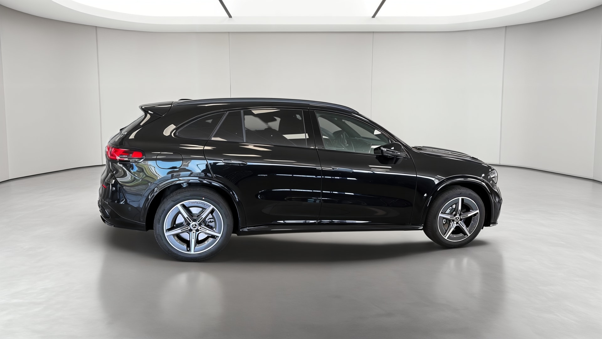 Mercedes-Benz GLC 250 EQ AMG Line — Profil droit