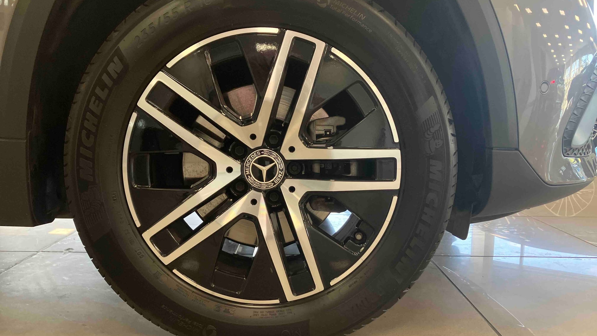 Mercedes-Benz GLA 200 d 8G-DCT Progressive Line — photo 25