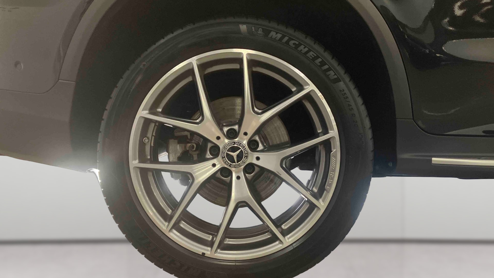 Mercedes-Benz GLC 300 e 9G-Tronic 4Matic AMG Line — photo 15