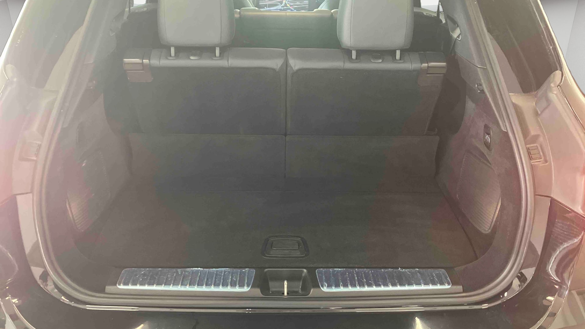 Mercedes-Benz EQS SUV 580 4Matic AMG Line — Coffre