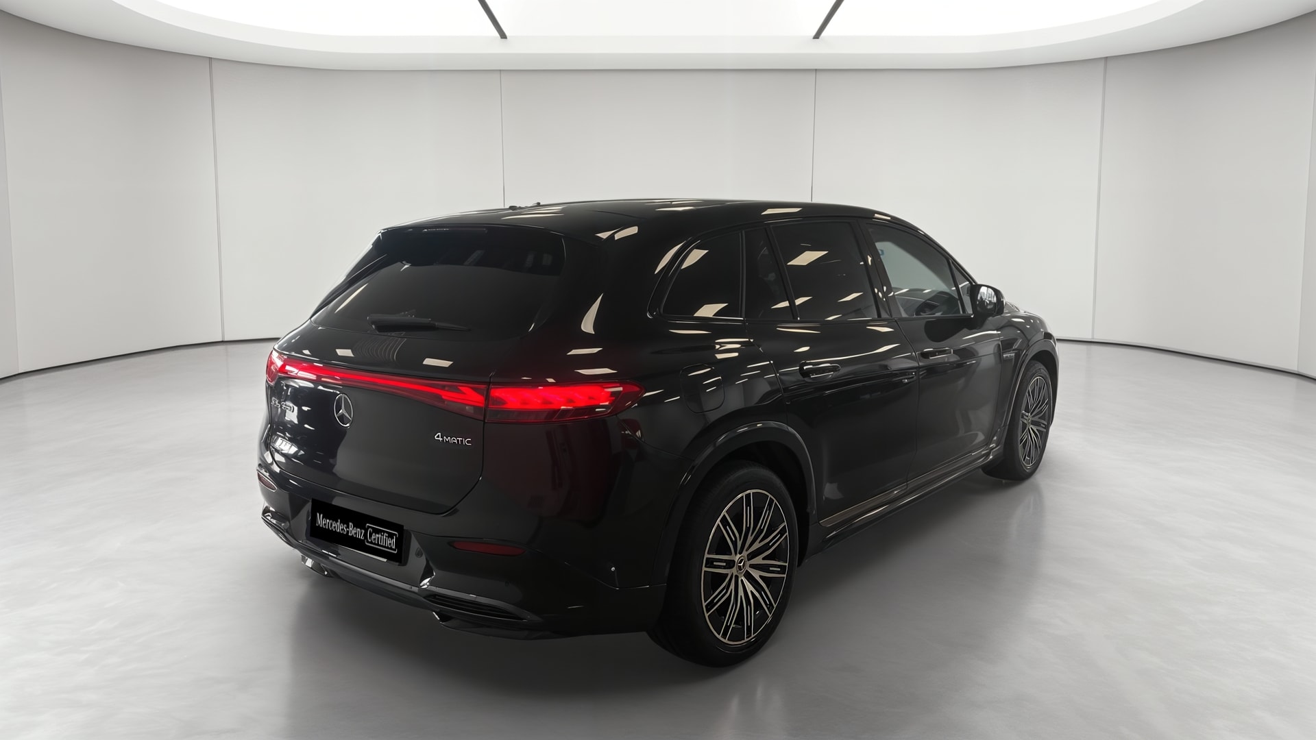 Mercedes-Benz EQS SUV 580 4Matic AMG Line — 3/4 arrière droit