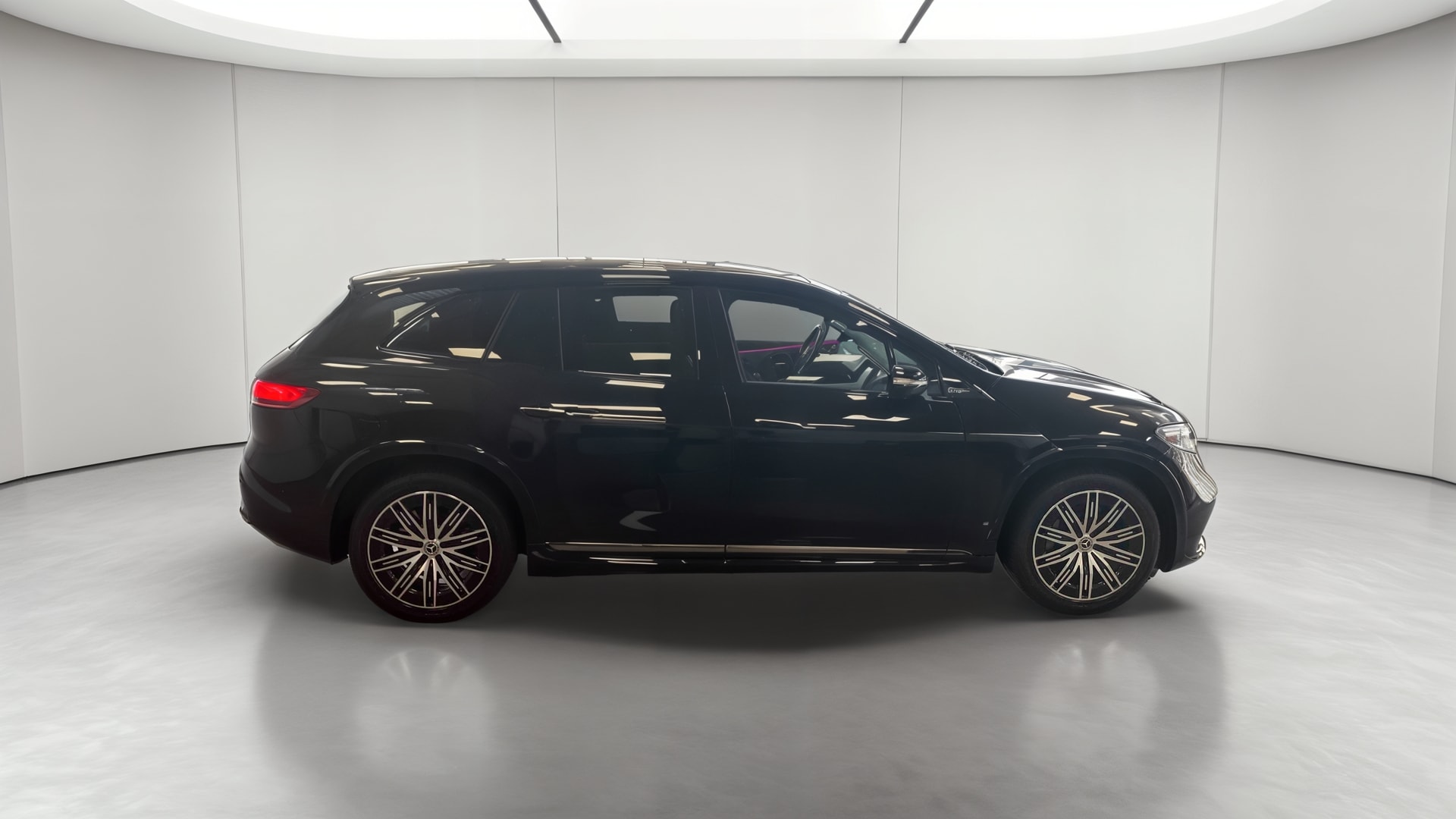Mercedes-Benz EQS SUV 580 4Matic AMG Line — Profil droit