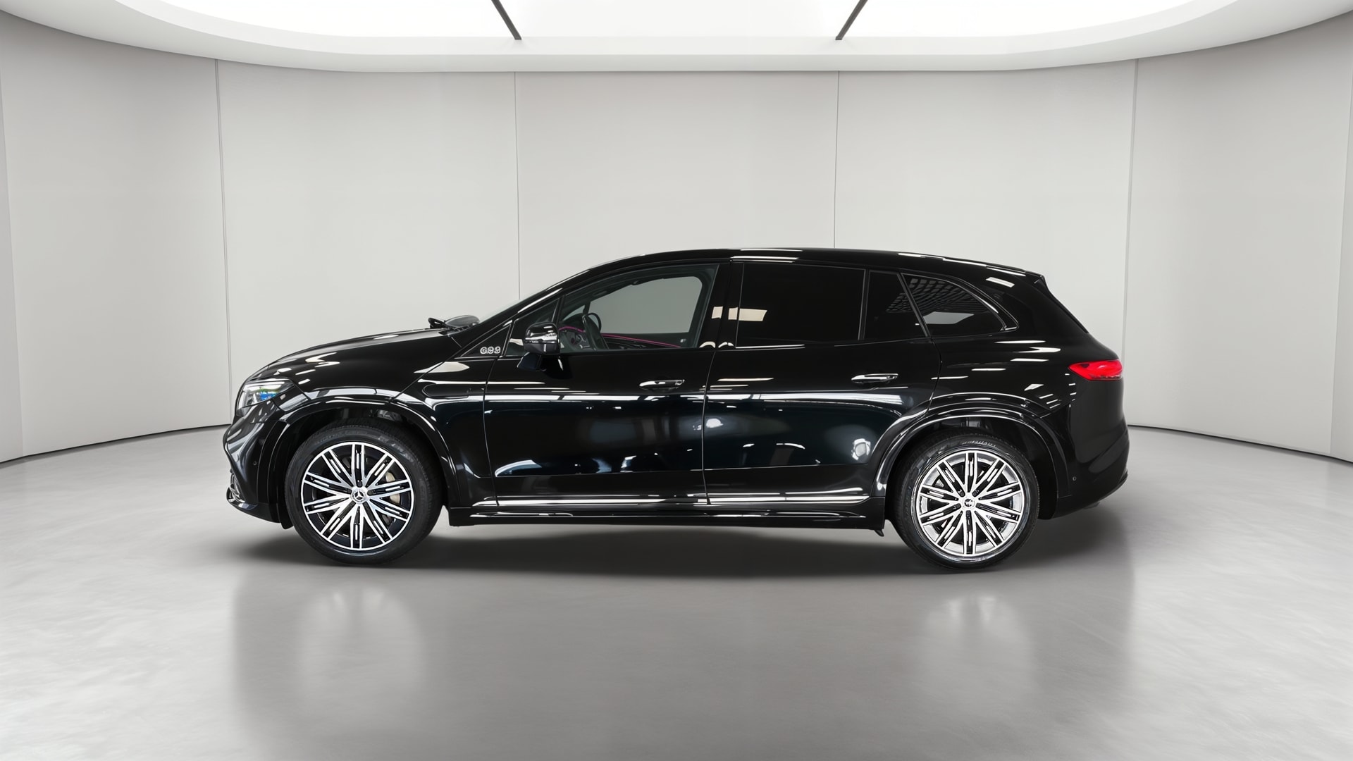 Mercedes-Benz EQS SUV 580 4Matic AMG Line — Profil gauche