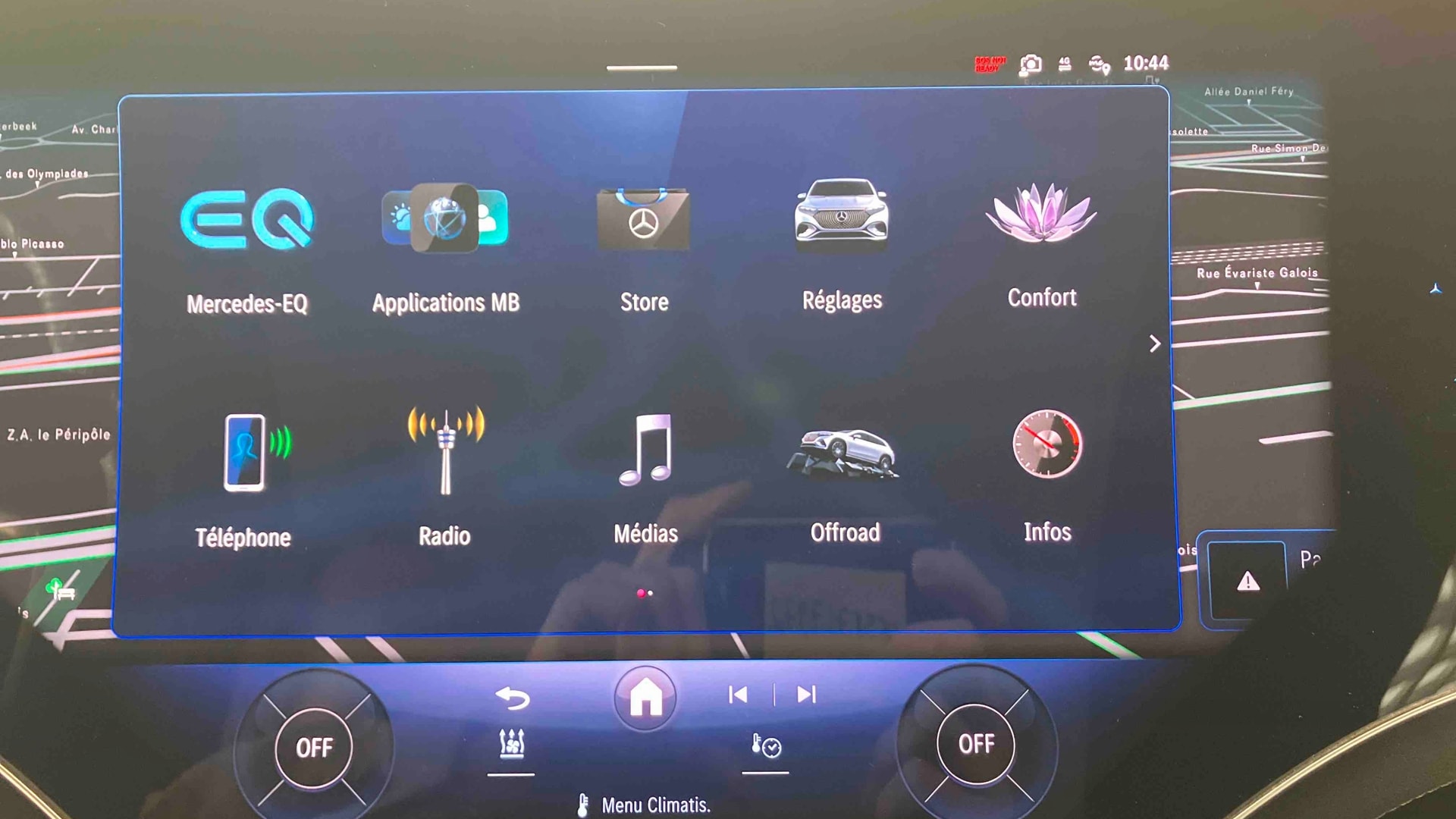 Mercedes-Benz EQS SUV 580 4Matic AMG Line — photo 18
