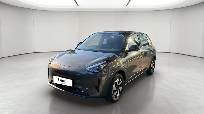 Geely E2 Max+ — 3/4 avant gauche