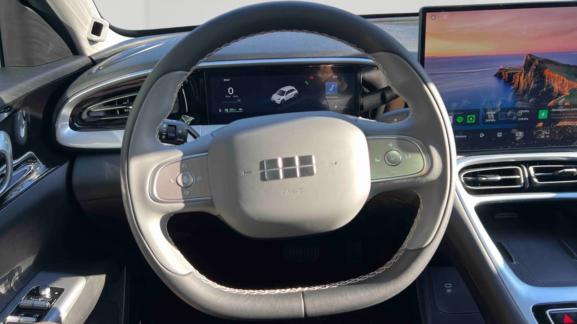 Geely E2 Max+ — Poste de pilotage