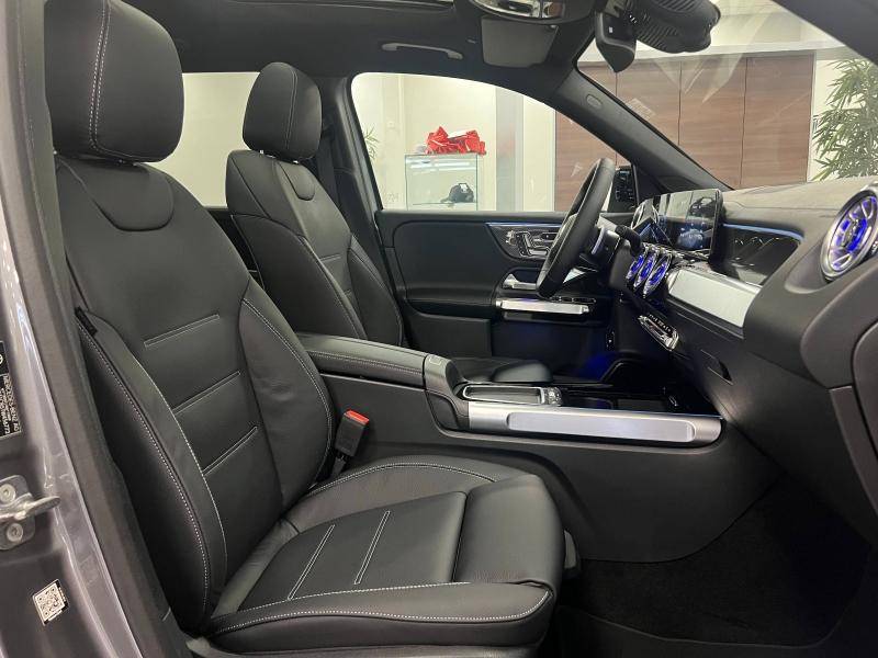 Mercedes-Benz GLB 200 d 8G-DCT AMG Line — photo 19