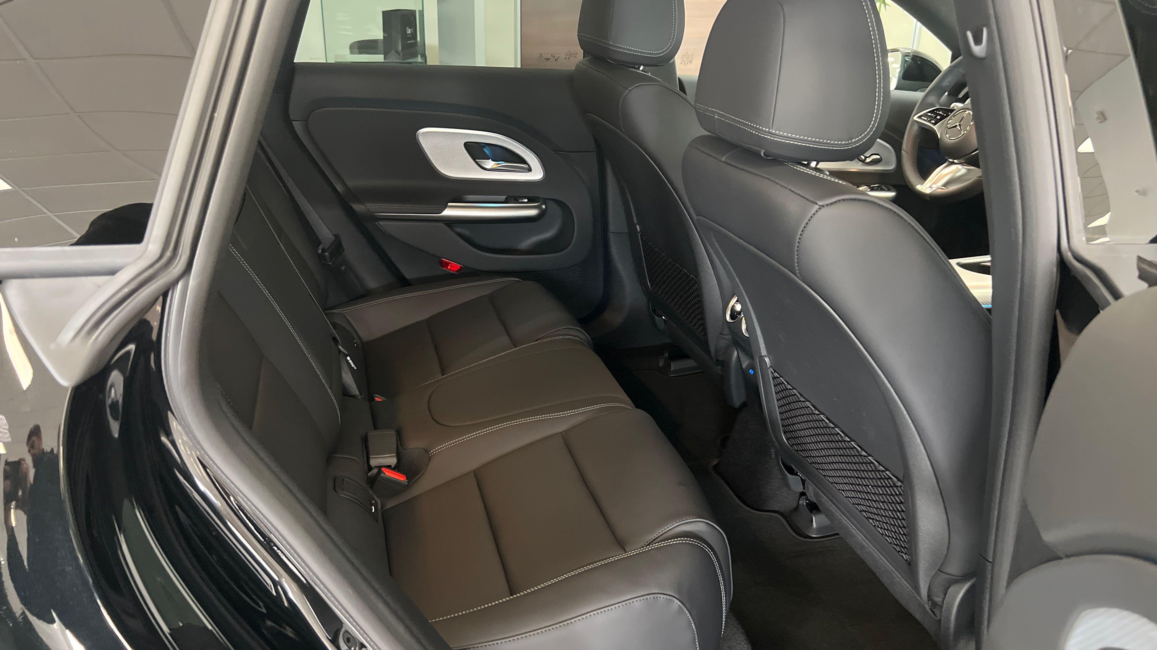 Mercedes-Benz CLA 250+ avec technologie EQ Limited Edition — Bloc compteur