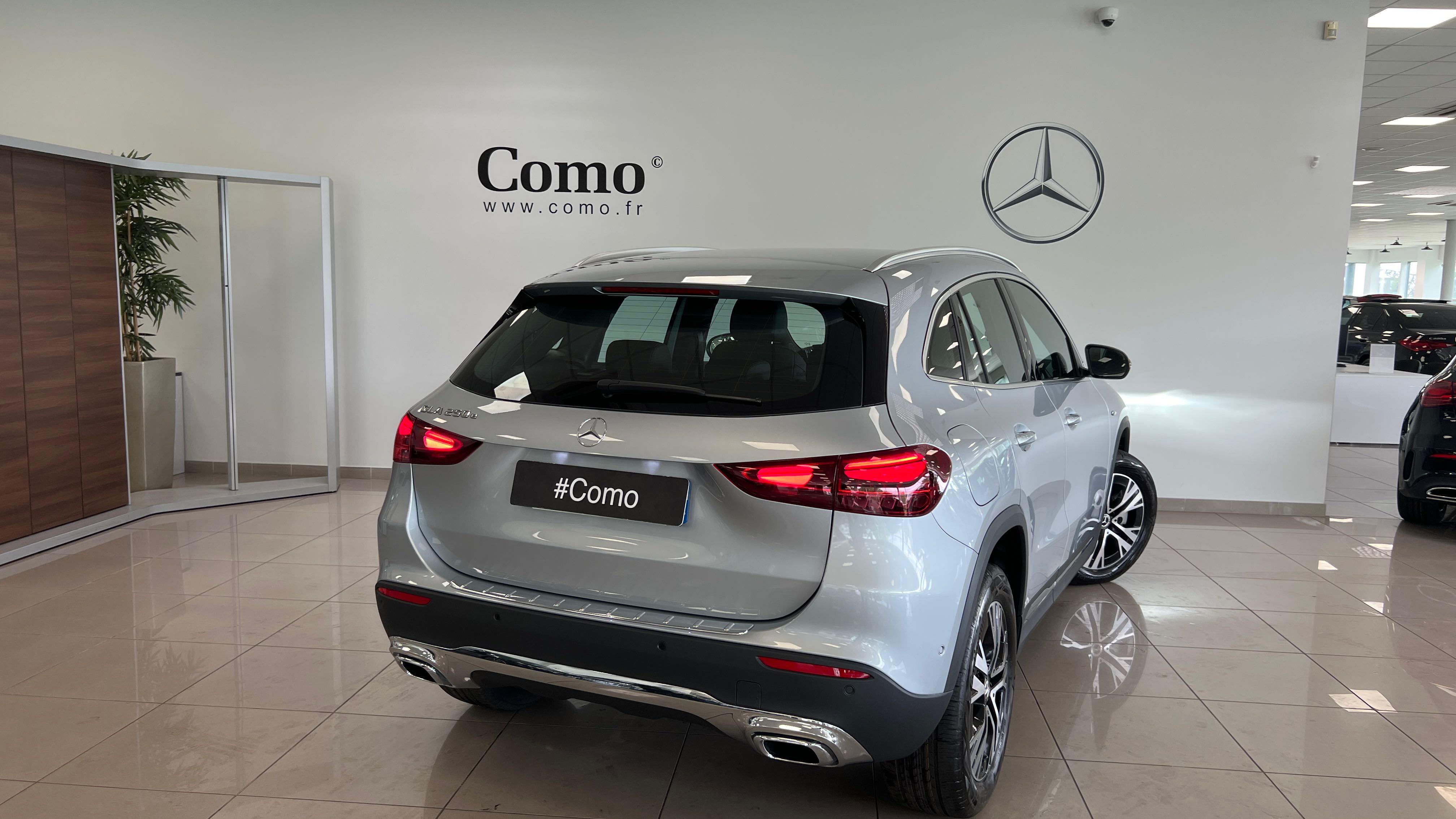 Mercedes-Benz GLA 250 e Hybrid EQ 8G-DCT Business Line — Face arrière