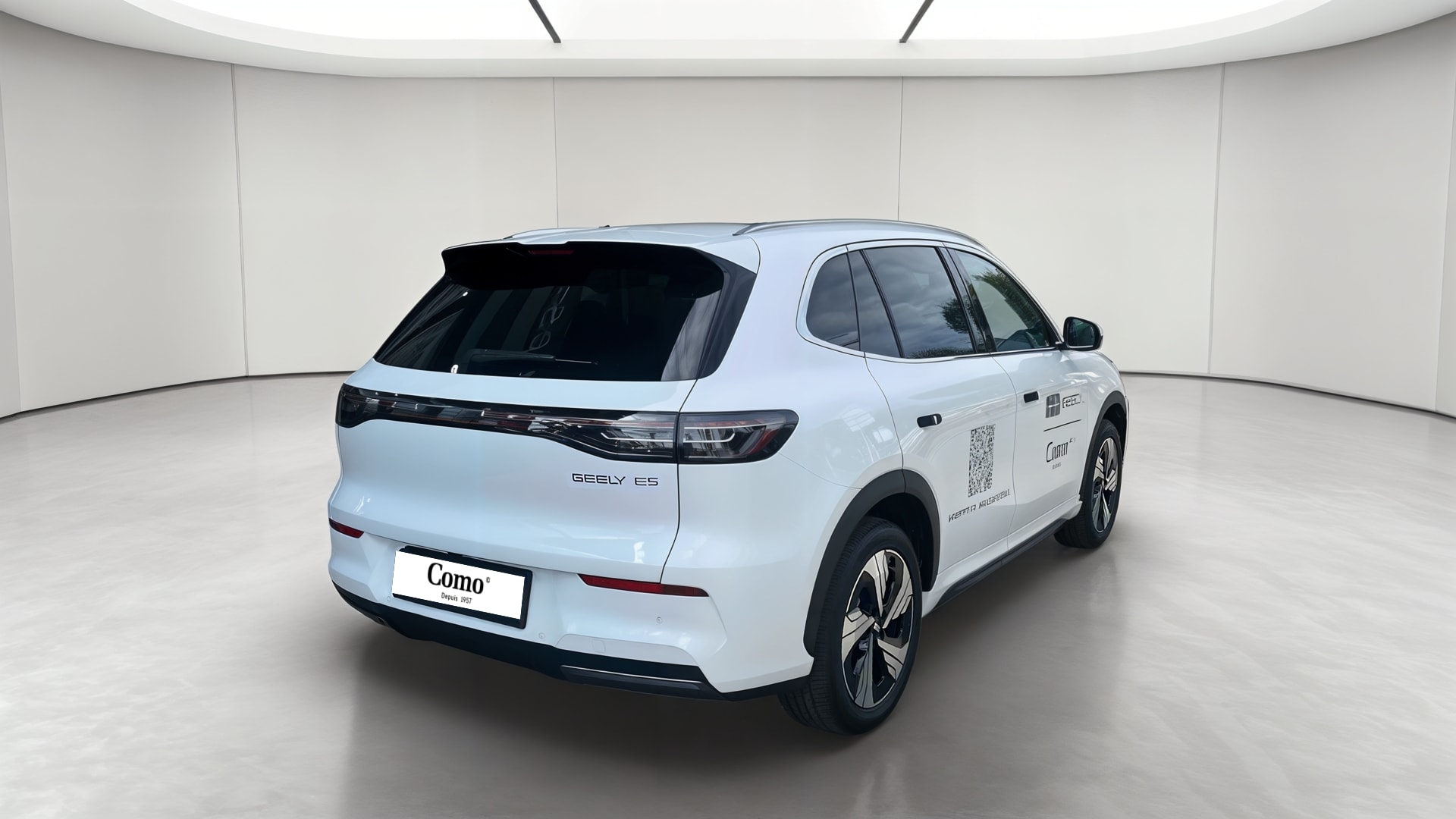 Geely E5 Max+ — 3/4 arrière droit