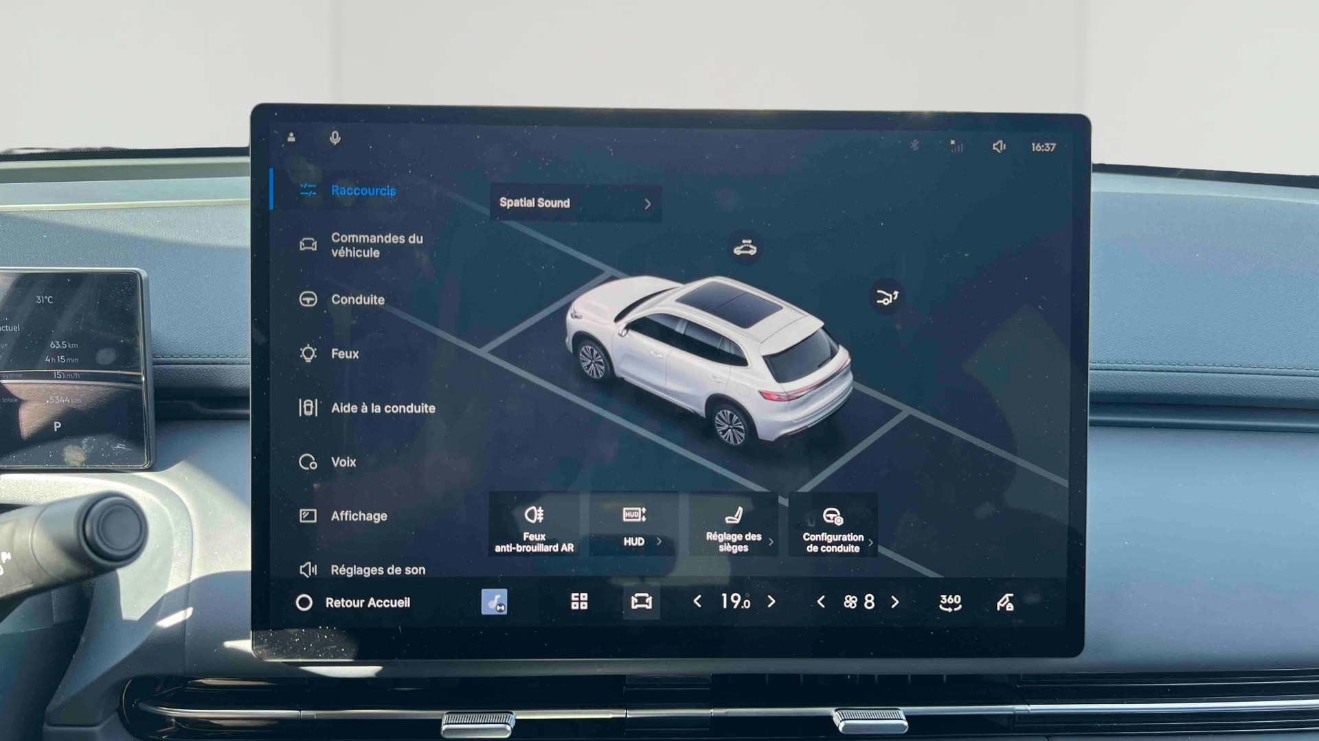 Geely Starray EM-i Max+ — photo 18