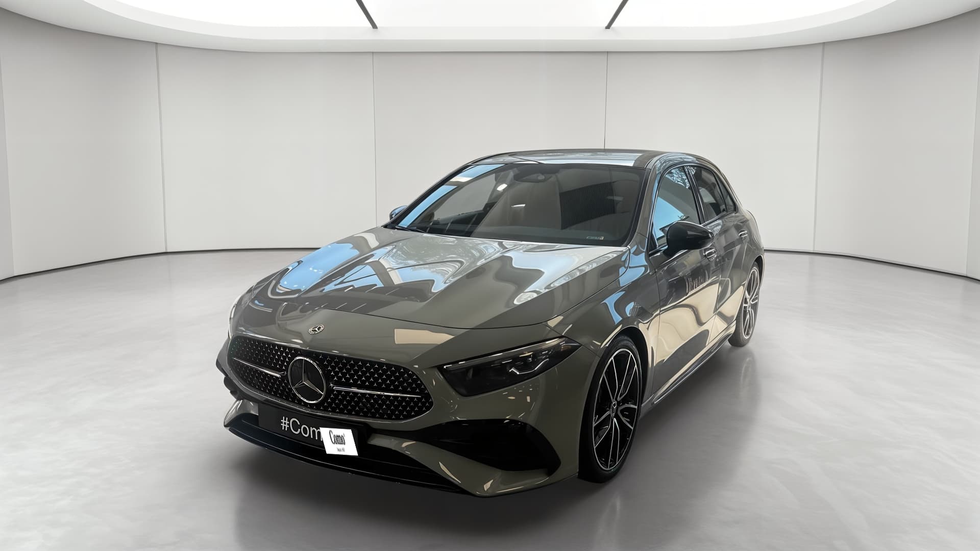 Mercedes-Benz Classe A 180 d AMG Exclusive Design — 3/4 avant gauche