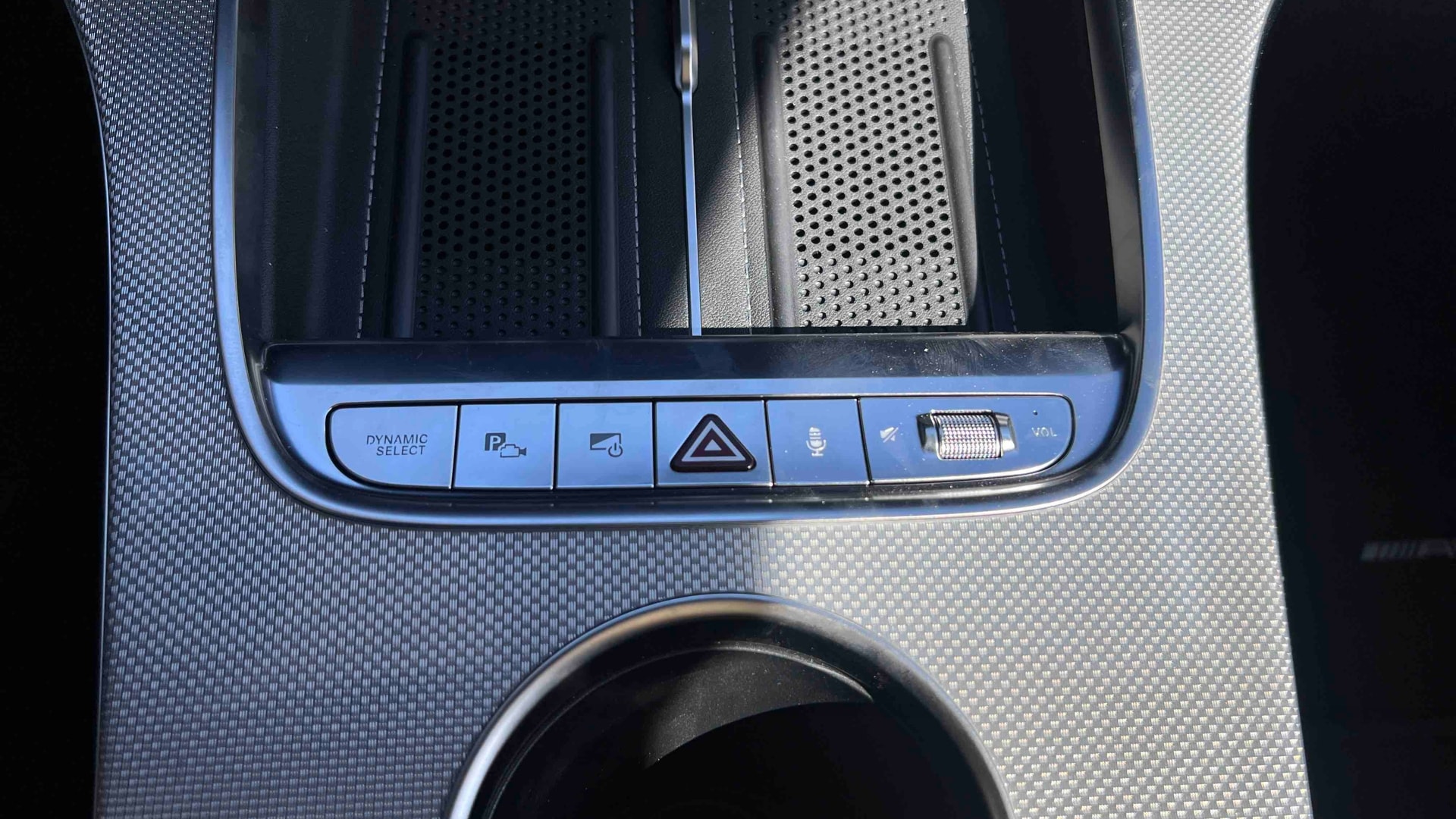 Mercedes-Benz Classe C 400 Electrique 4M AMG Line — photo 20